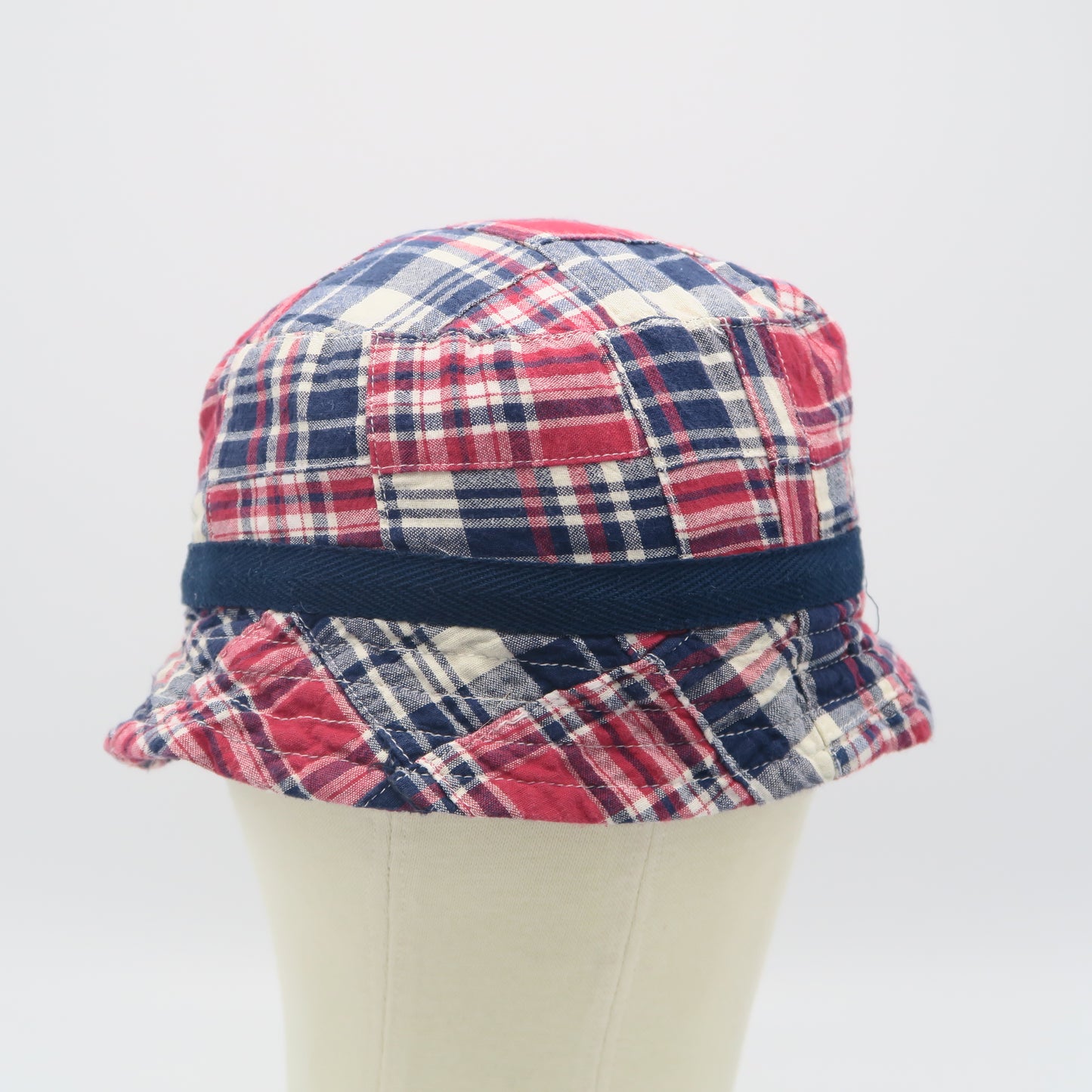 Unknown Brand Boys Red | Navy | Plaid Hat Size: 3T Red | Navy | Plaid
