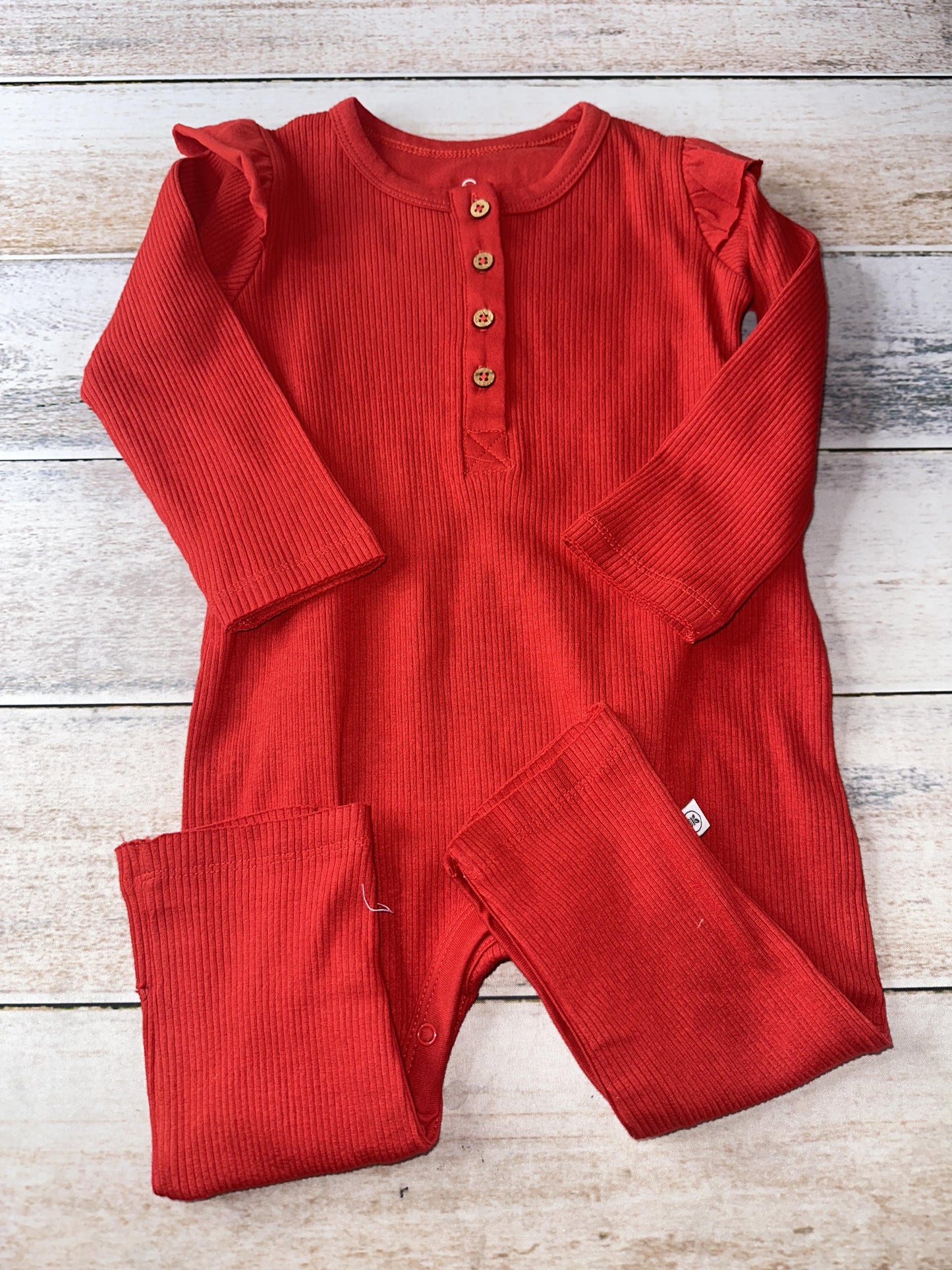 Honest co Girls Red Long Sleeve Outfit Size: 18 months Red