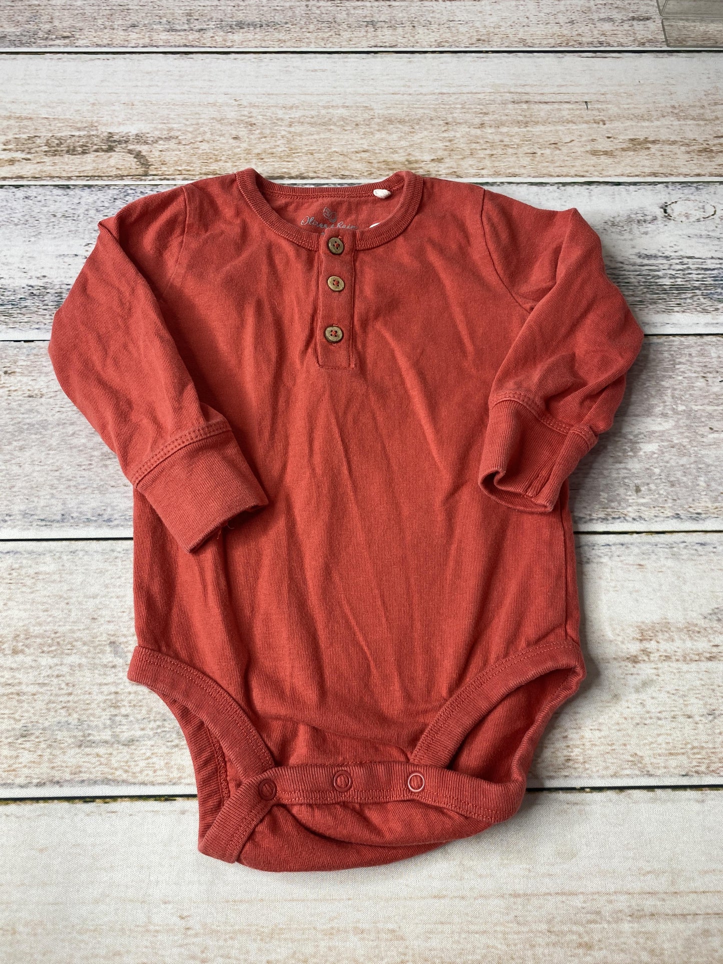 Oliver & Rain Unisex Red Onesie Size: 12M Red