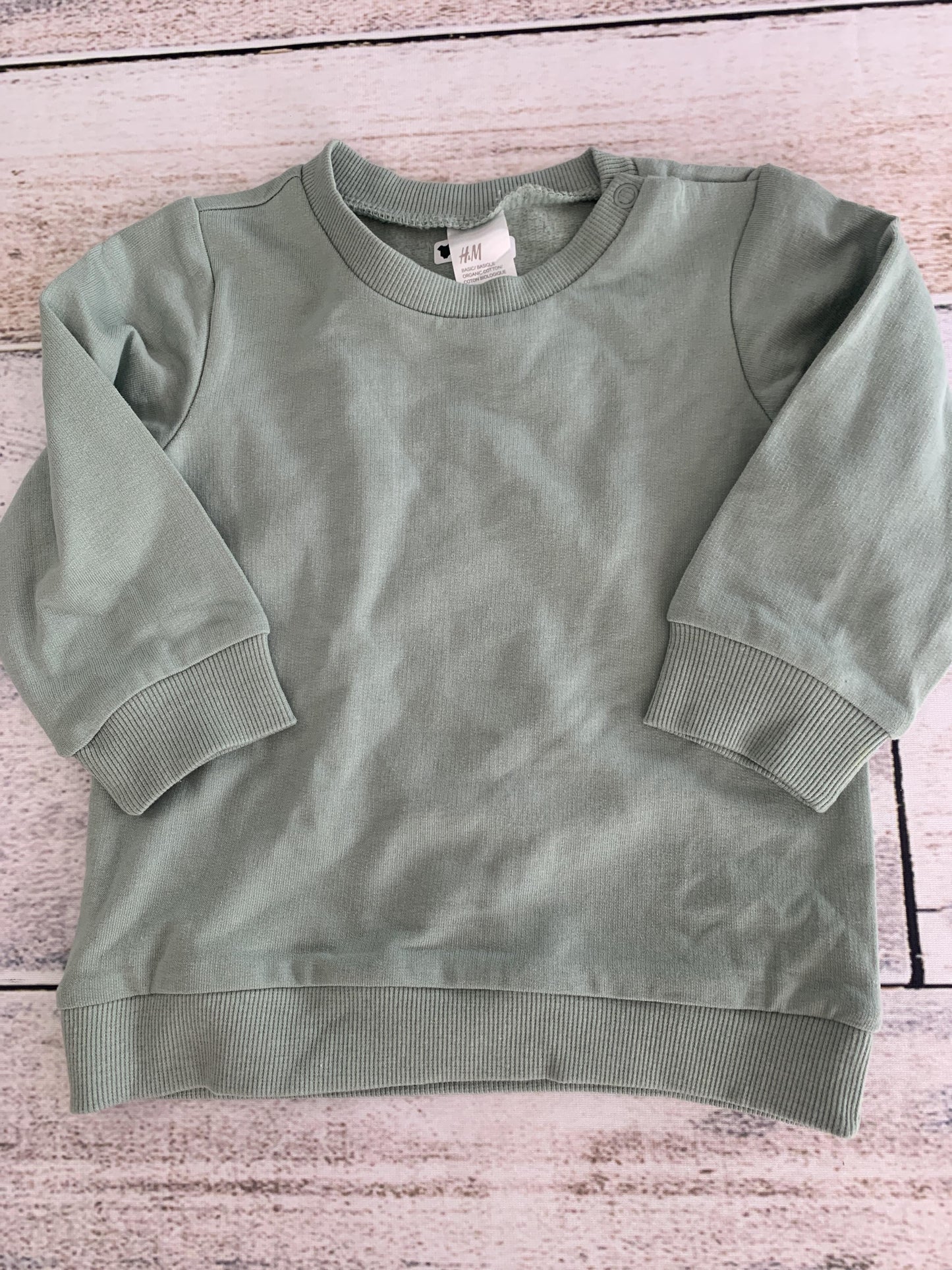 H&M Girls Sage Sweatshirt Size: 6-9 months Sage