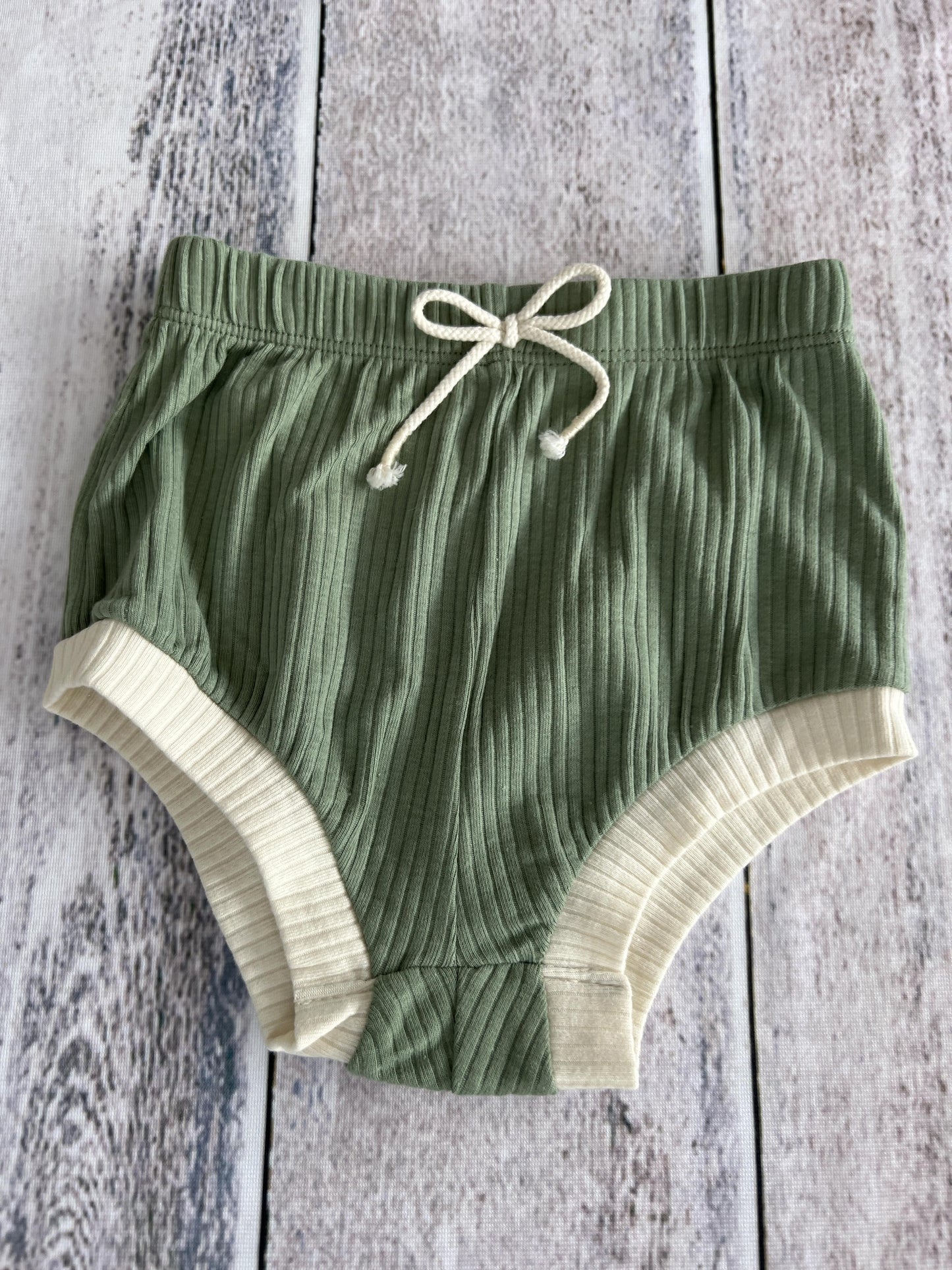 Carters Unisex Sage Shorts Size: 6-9 months Sage
