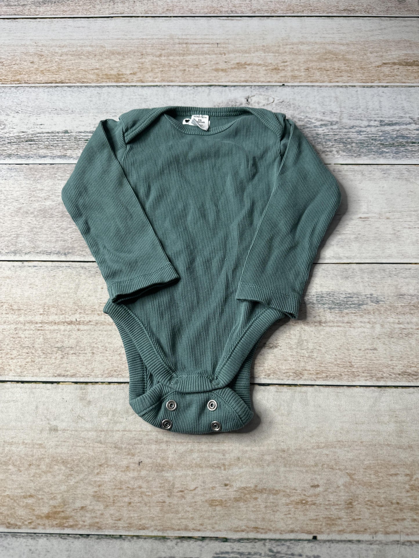 Nordstrom Unisex Sage Onesie Size: 3-6 months Sage