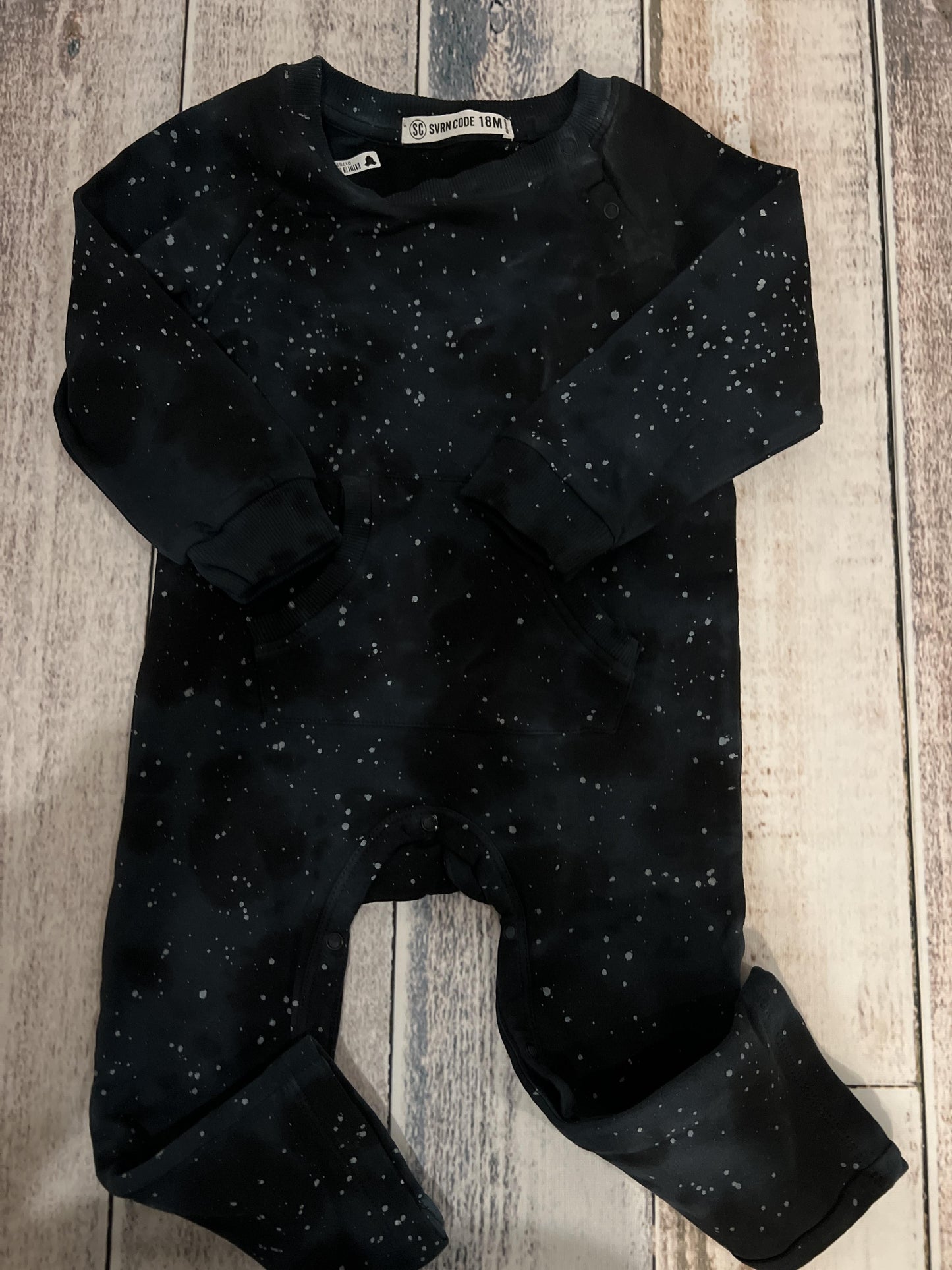 Sovereign Code Unisex Space Long Sleeve Outfit Size: 18 months Space