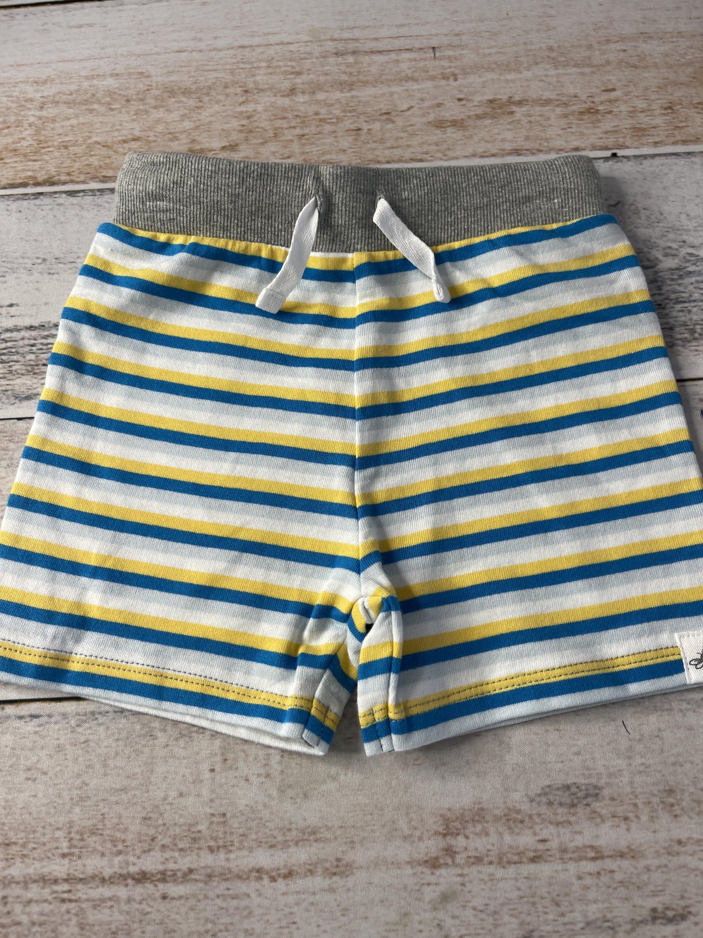Burt's Bees Boys Striped | White | Yellow | Light Blue Shorts Size: 6-9 months Striped | White | Yellow | Light Blue