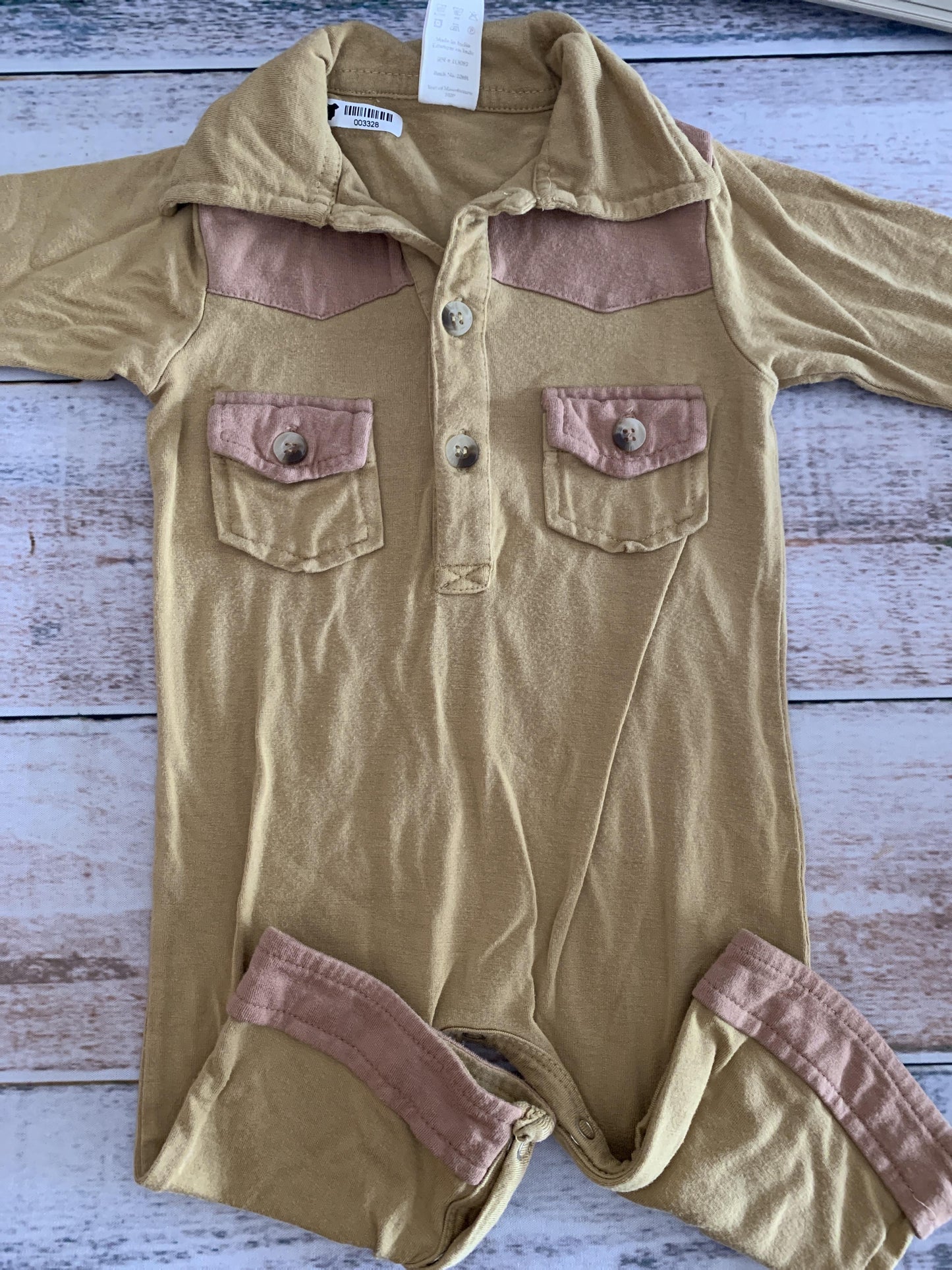 Kate Quinn Boys Tan | Brown Long Sleeve Outfit Size: 0-3 months Tan | Brown