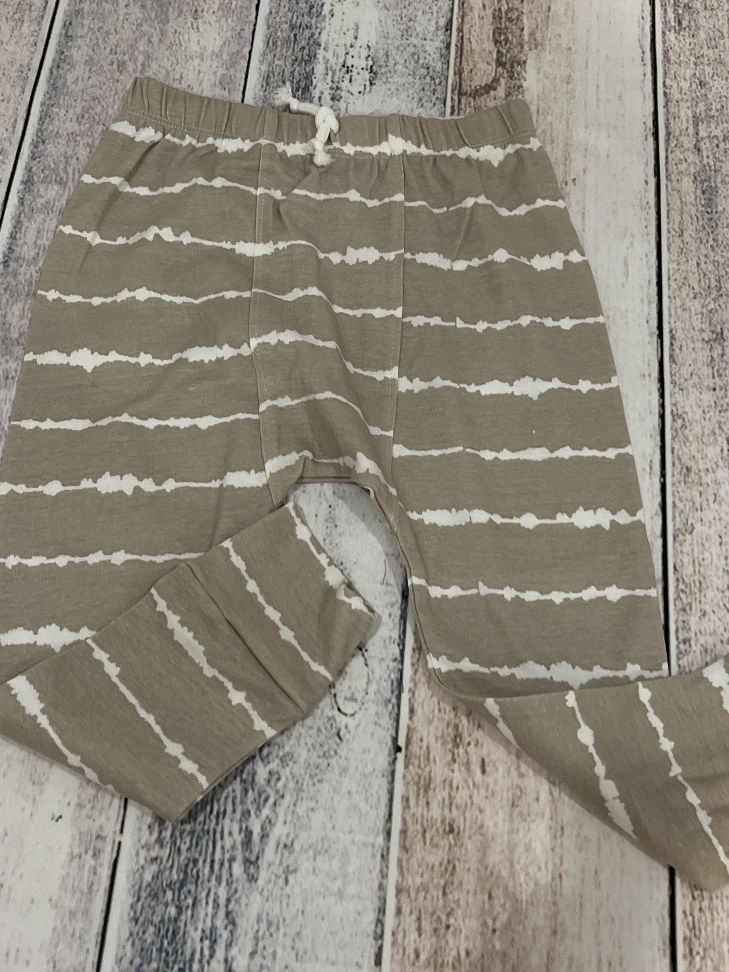 Honest co Unisex Tan | Tie Dye Pants Size: 3T Tan | Tie Dye