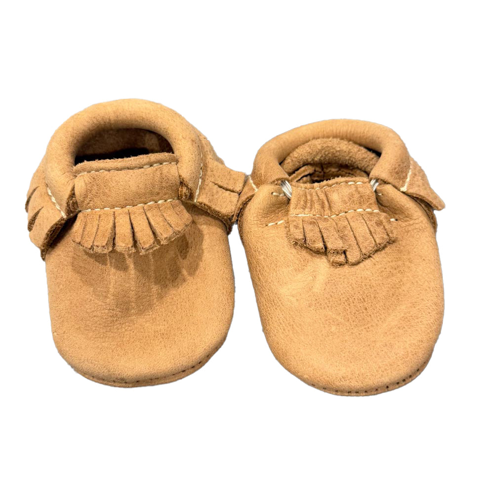 Freshly Picked Unisex Tan Shoes Size: 1 Infant Tan