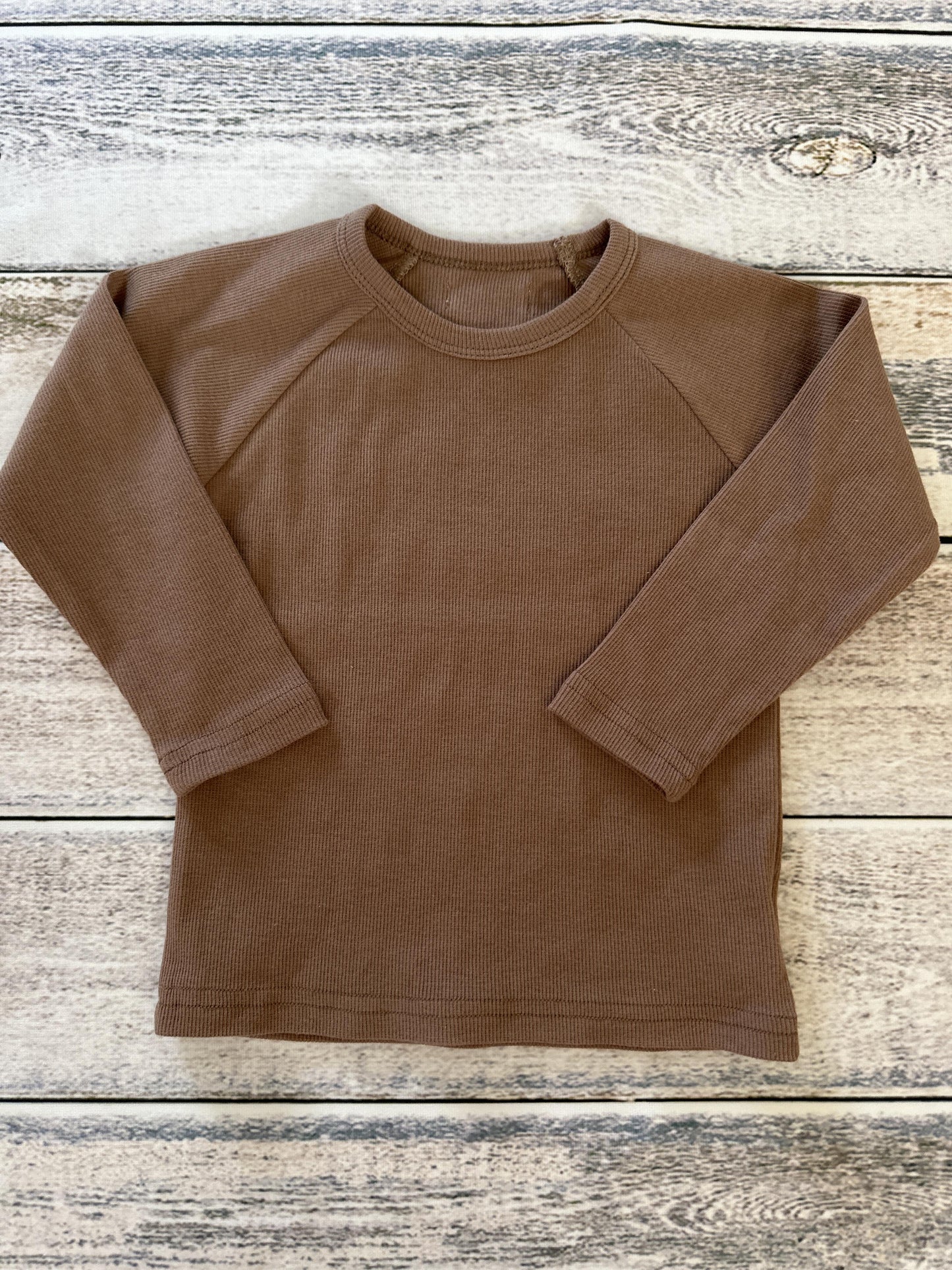 Little Organic co Unisex Tan Long Sleeve T-Shirt Size: 18-24 months Tan