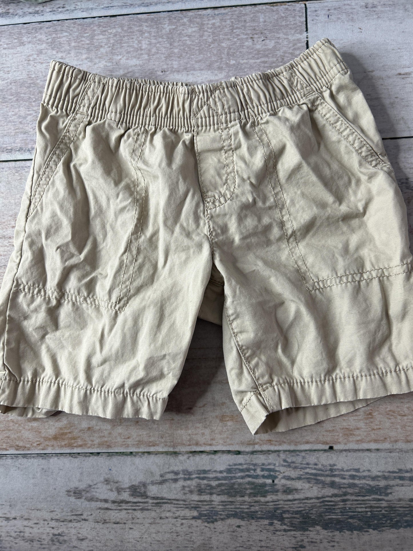 Boys Tan Shorts Size: 3T Tan