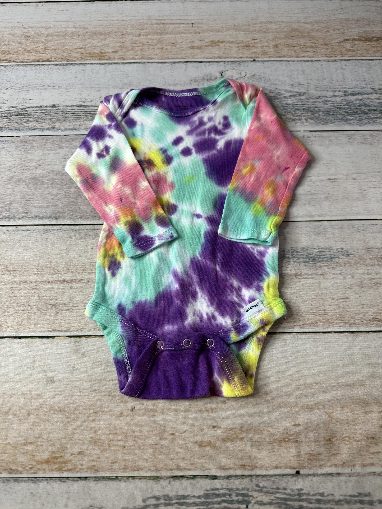 Gerber Girls Tie Dye Onesie Size: 12 months Tie Dye