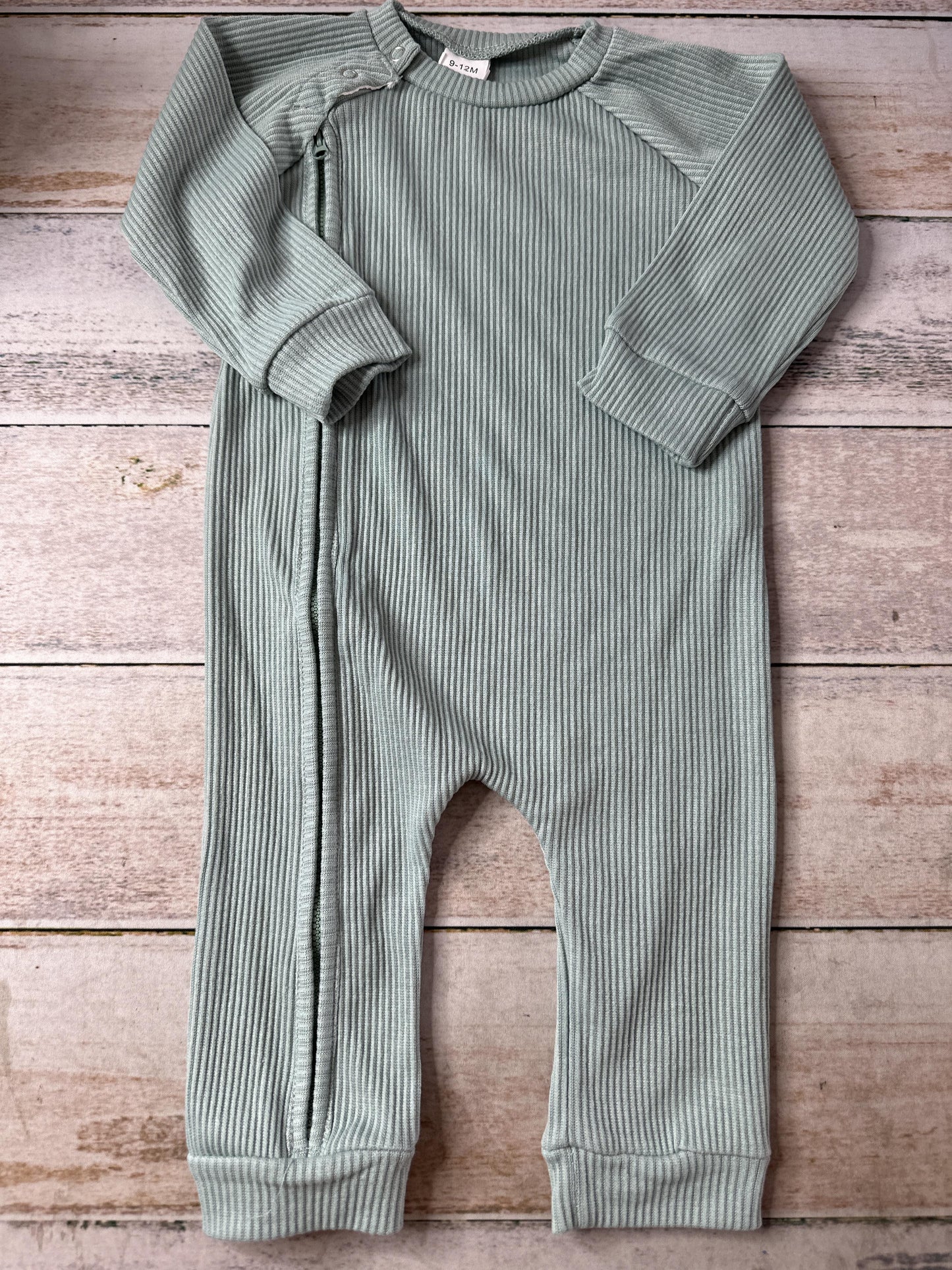 Unknown Boys Turquoise Long Sleeve Outfit Size: 9-12 Months Turquoise