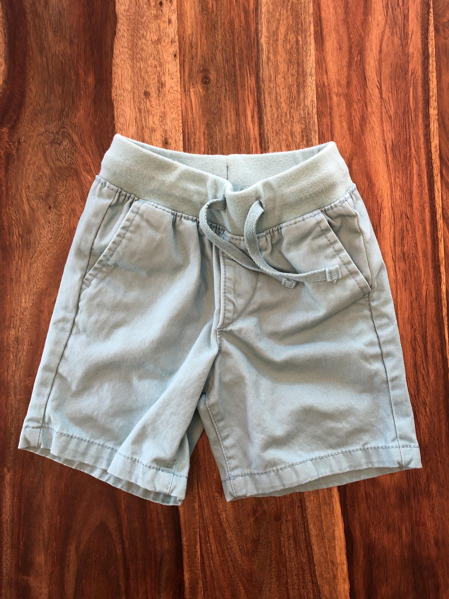 Gap Unisex Turquoise Shorts Size: 3T Turquoise