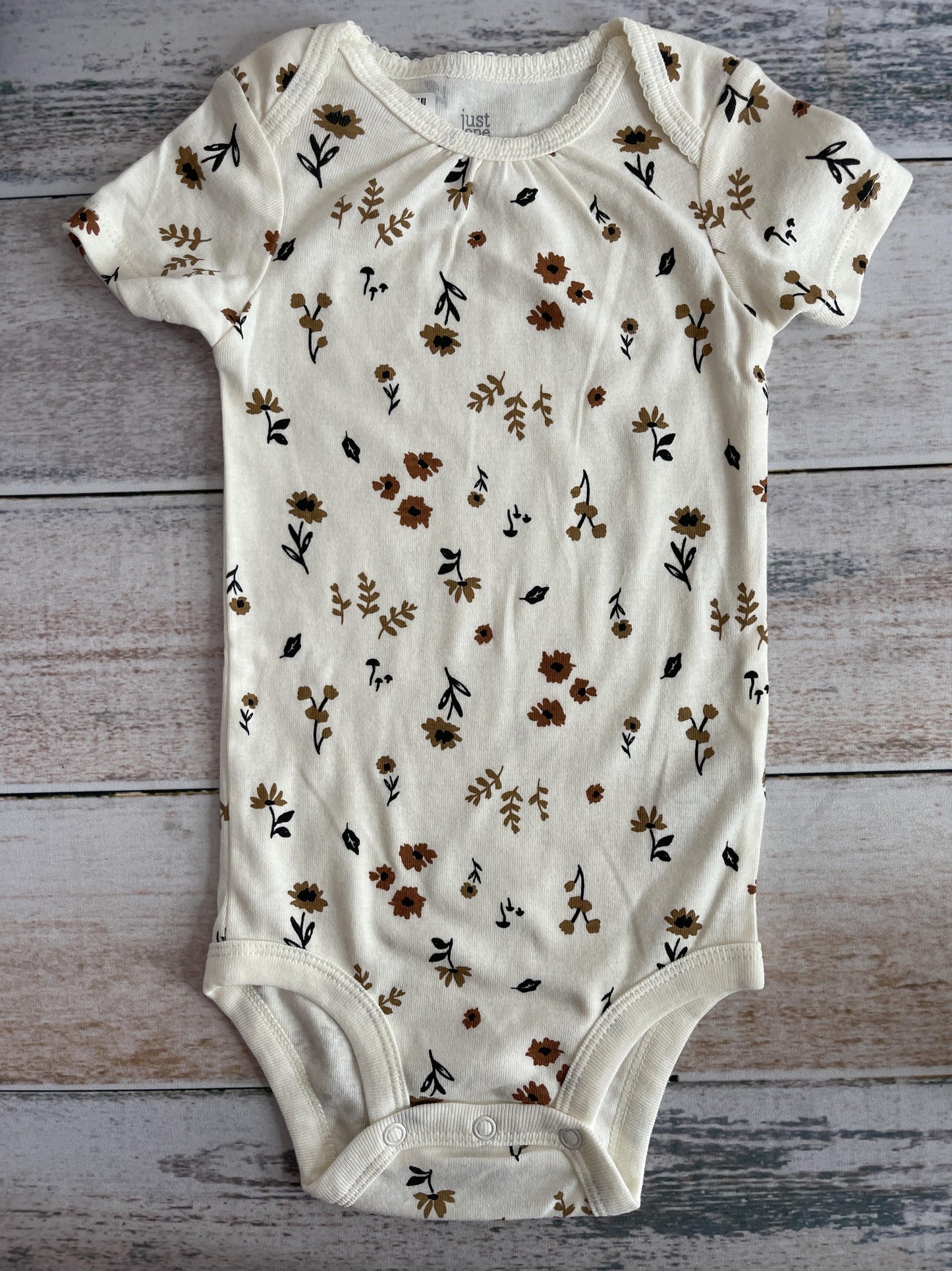 Carters Girls White | Black | Brown Onesie Size: 18 months White | Black | Brown