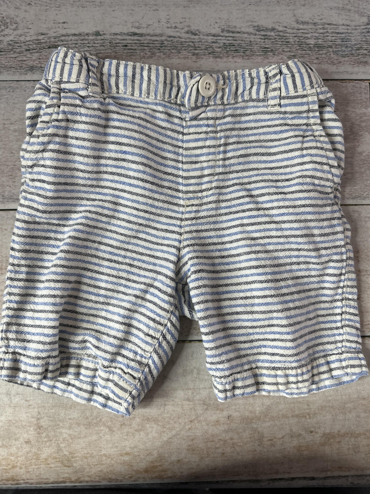 Children's Place Unisex White | Black | Light Blue Shorts Size: 4T White | Black | Light Blue