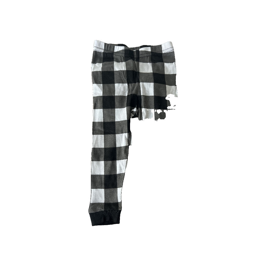 Leveret Unisex White | Black | plaid Pajamas Size: 12-18 months White | Black | plaid