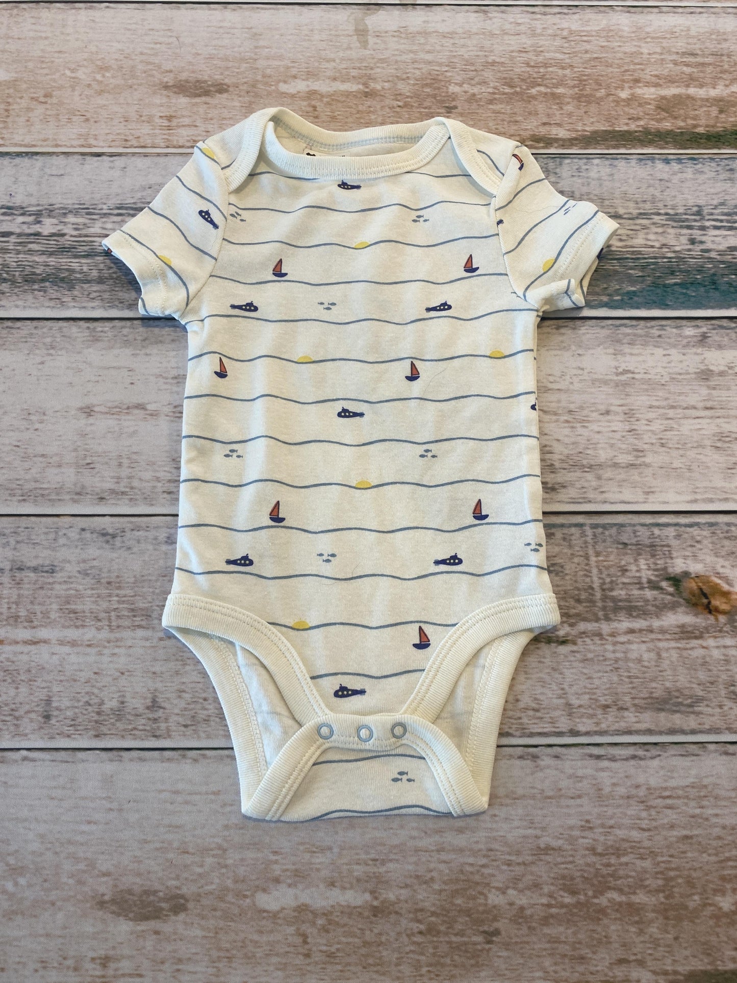 Cloud Island Boys White | Boats Onesie Size: 6-9 months White | Boats
