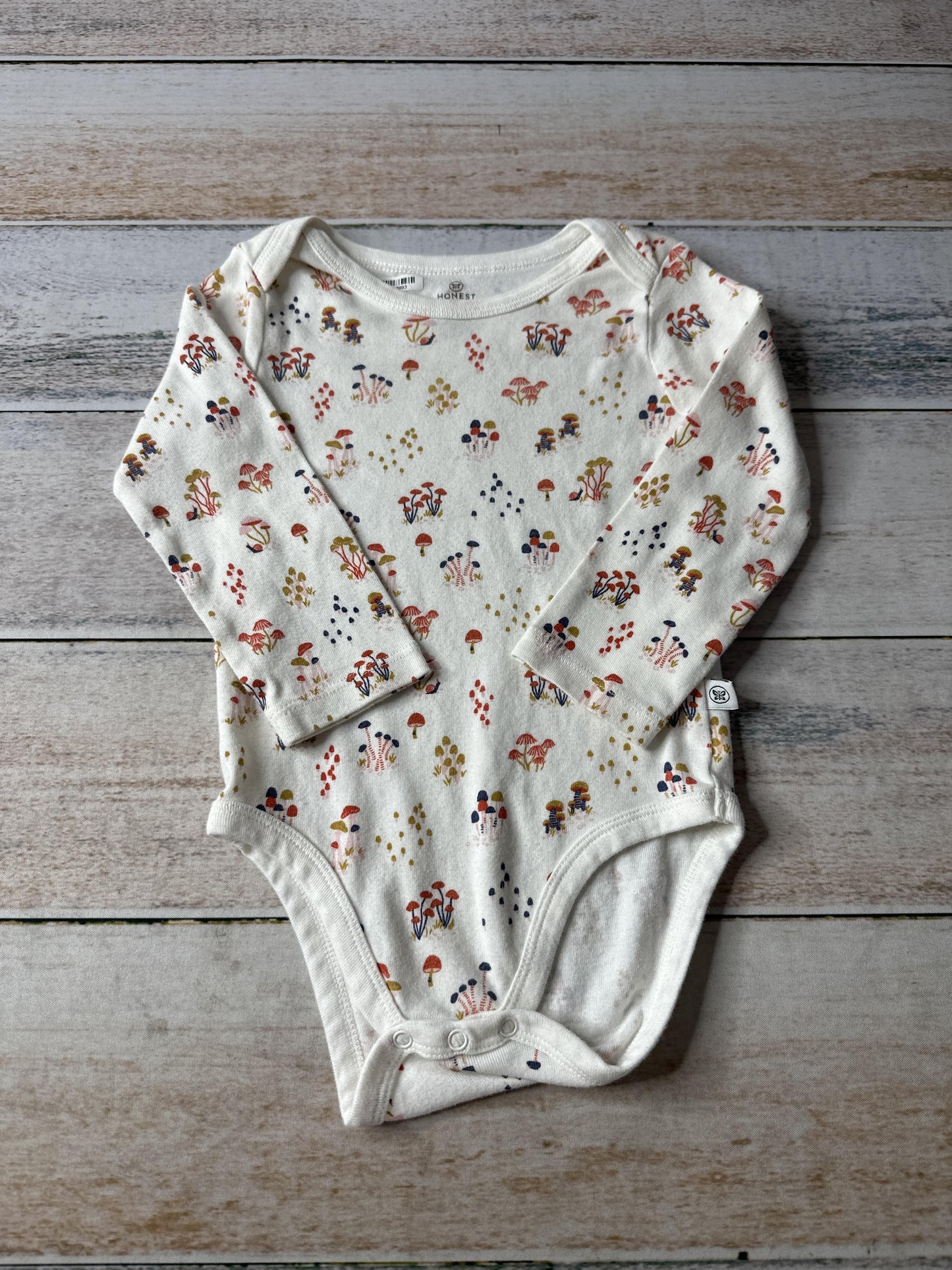 Honest Co Girls White | Brown | Navy Blue | Red Onesie Size: 18 months White | Brown | Navy Blue | Red