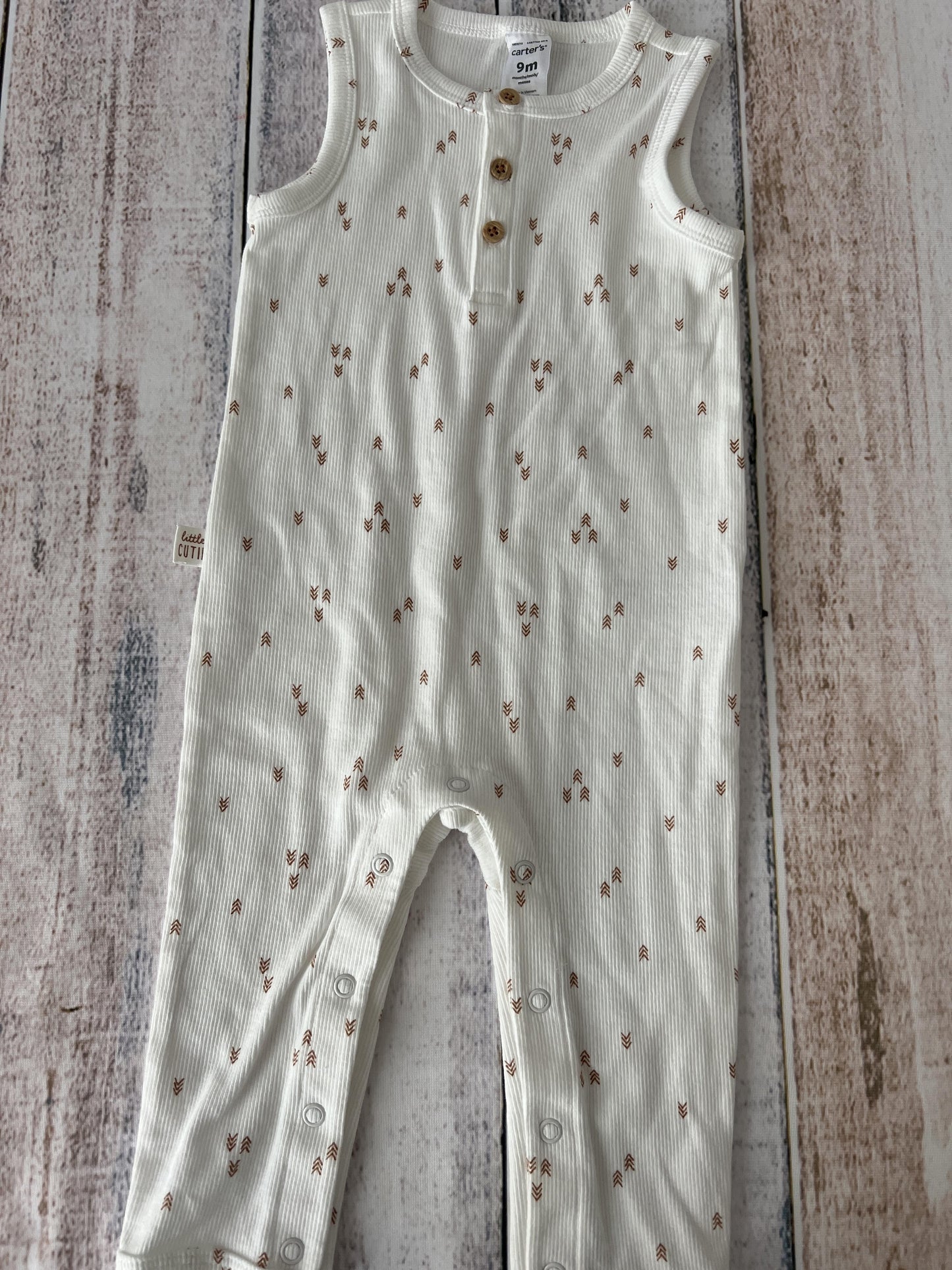 Carters Boys White | Brown | Pattern Romper Size: 9 months White | Brown | Pattern
