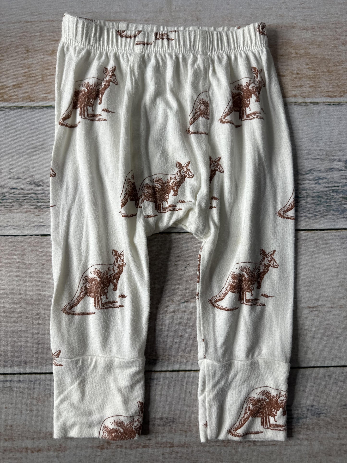 Kate Quinn Unisex White | Brown Pants Size: 12-18 months White | Brown