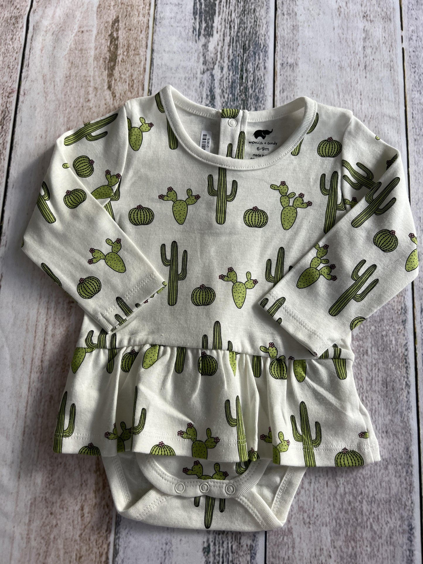 Monica + Andy Girls White | Cactus Onesie Size: 6-9 months White | Cactus