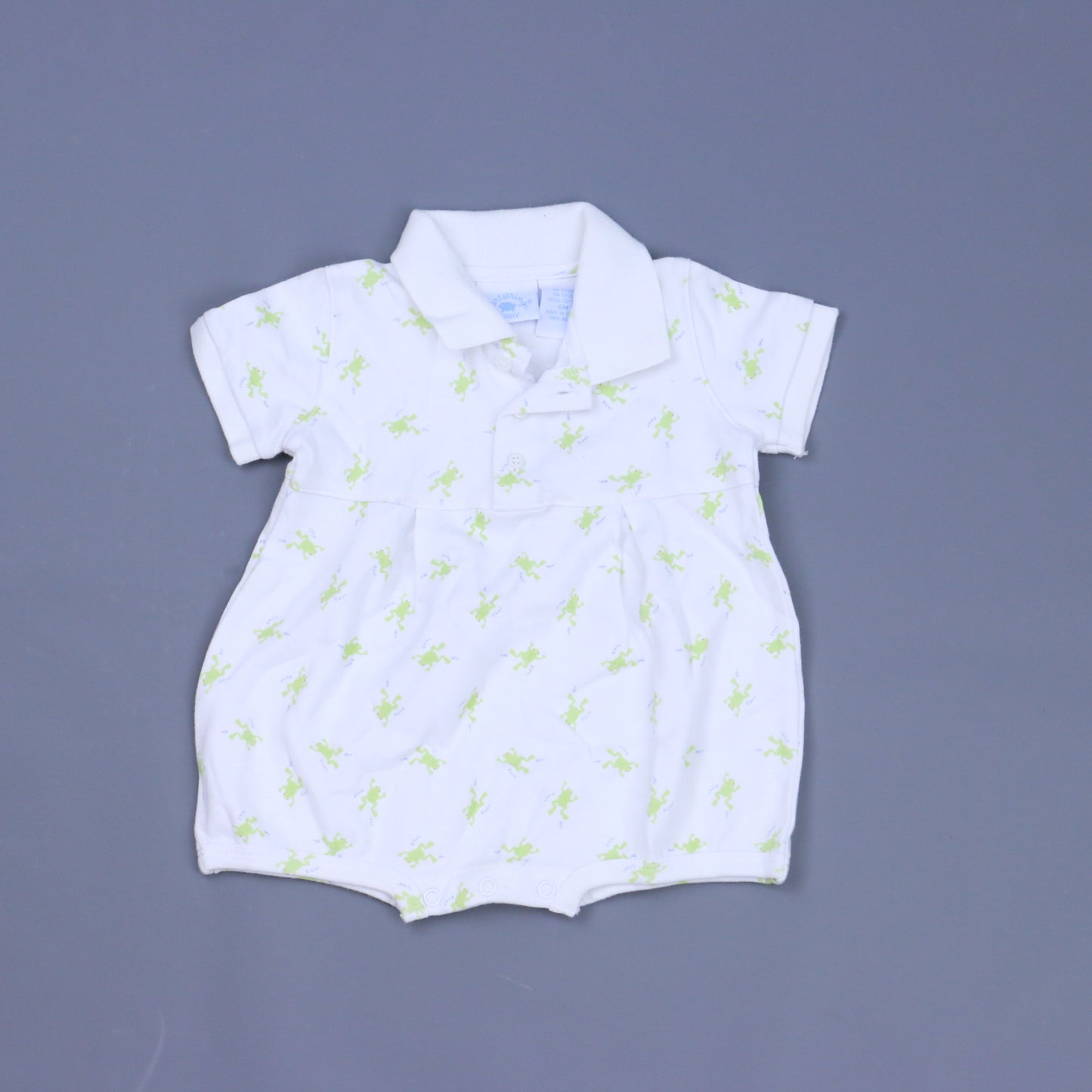 Hartstrings Boys White Frogs Romper Size: 6 Months White Frogs