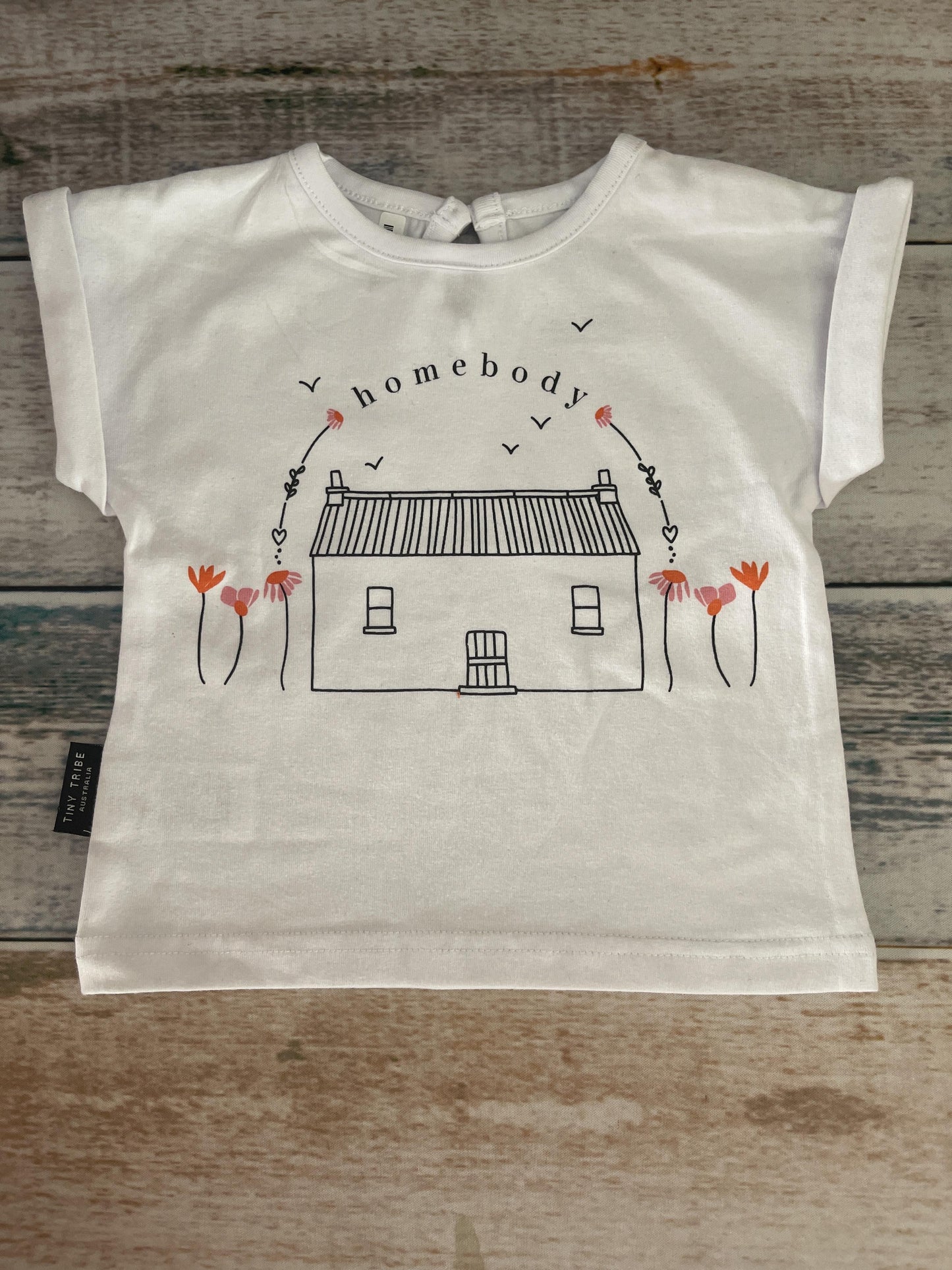 Tiny Tribe Girls White | Graphic T-Shirt Size: 6-9 months White | Graphic