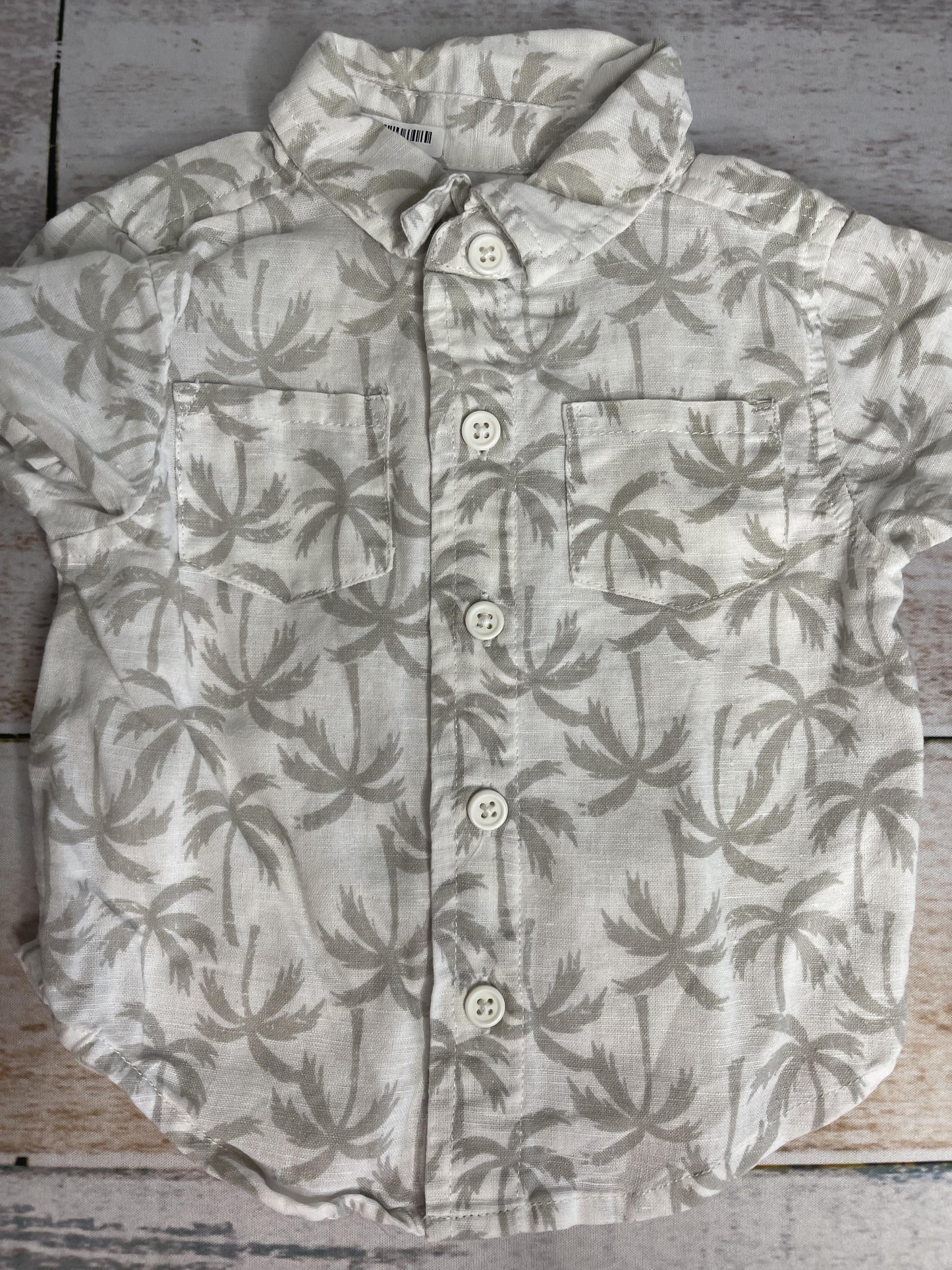 Baby8 Boys White | Grey Button Down Short Sleeve Size: 3-6 months White | Grey