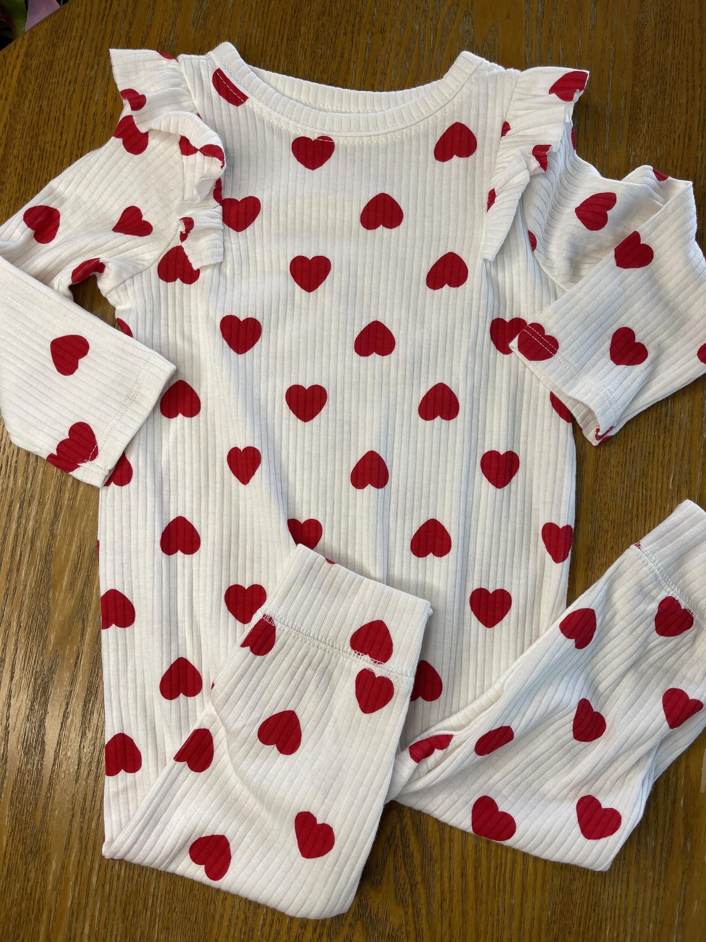 Cat & Jack Girls White | Hearts Long Sleeve Outfit Size: 6-9 months White | Hearts