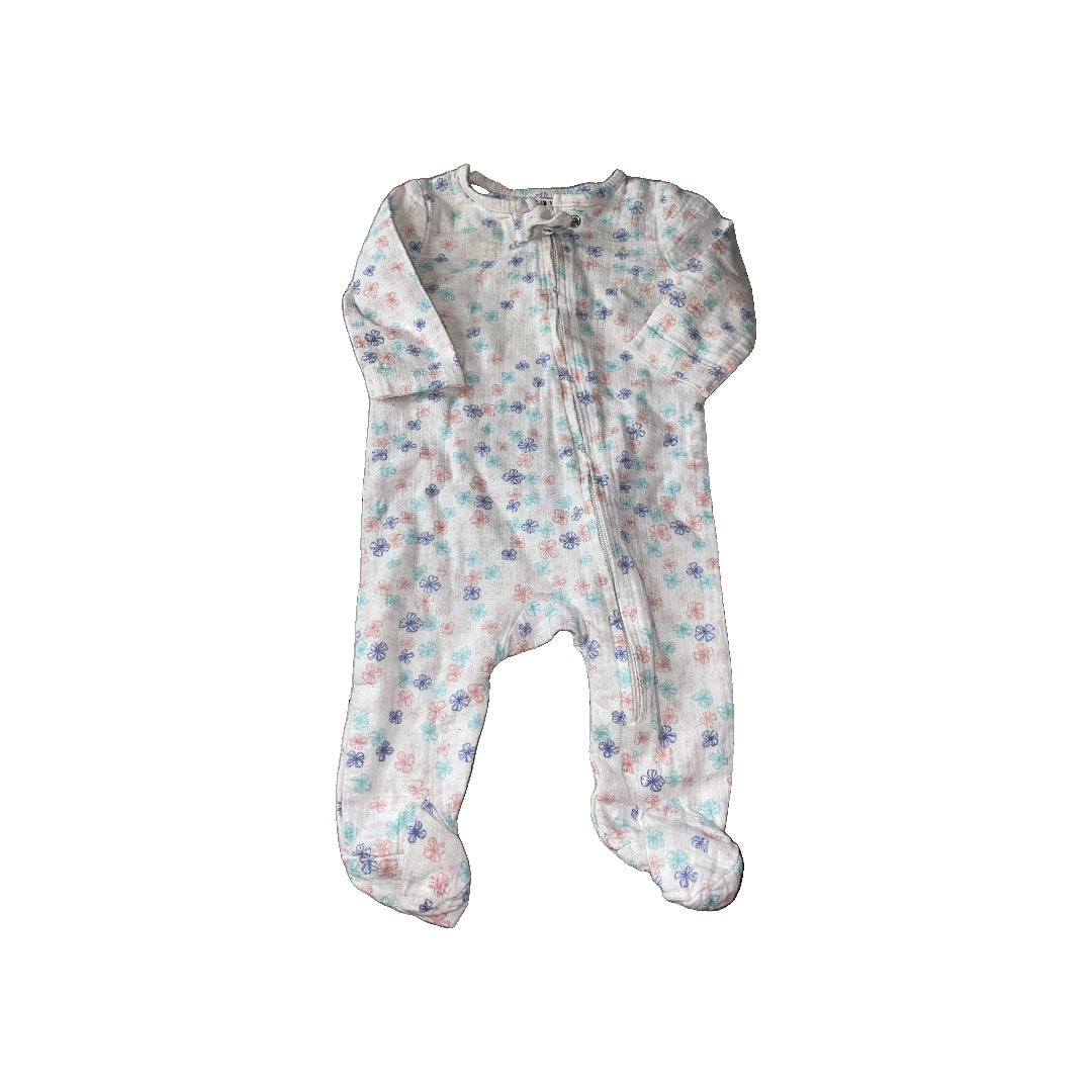 Aden + Anais Girls White | Light Blue | pink | Turquoise Pajamas Size: 0-3 months White | Light Blue | pink | Turquoise