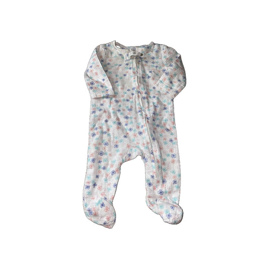 Aden + Anais Girls White | Light Blue | pink | Turquoise Pajamas Size: 0-3 months White | Light Blue | pink | Turquoise