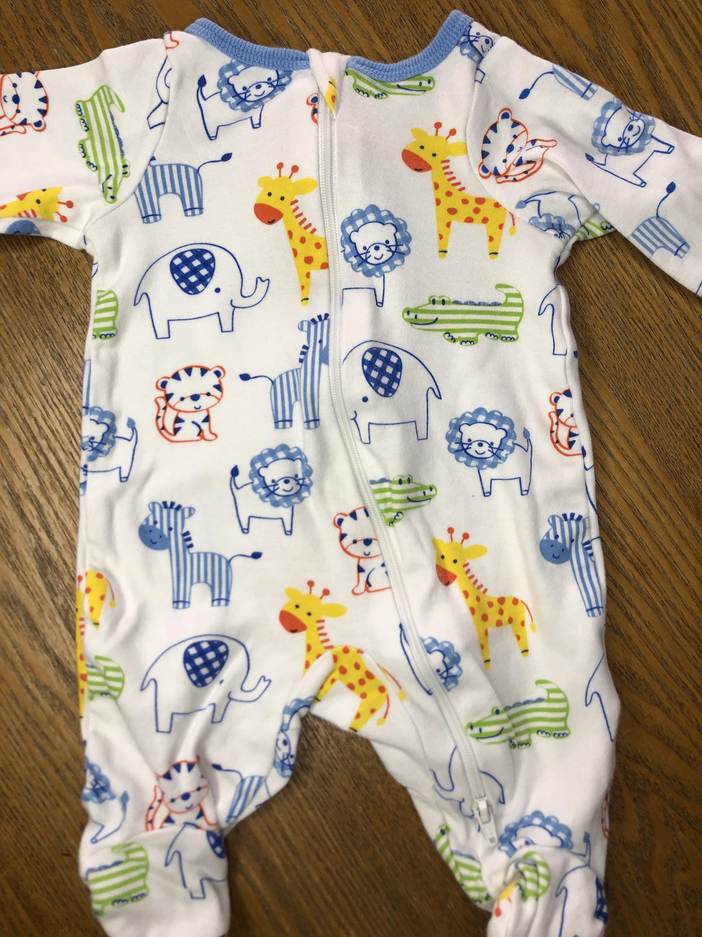 WonderNation Unisex White | Light Blue | Yellow | animals Pajamas Size: Newborn White | Light Blue | Yellow | animals
