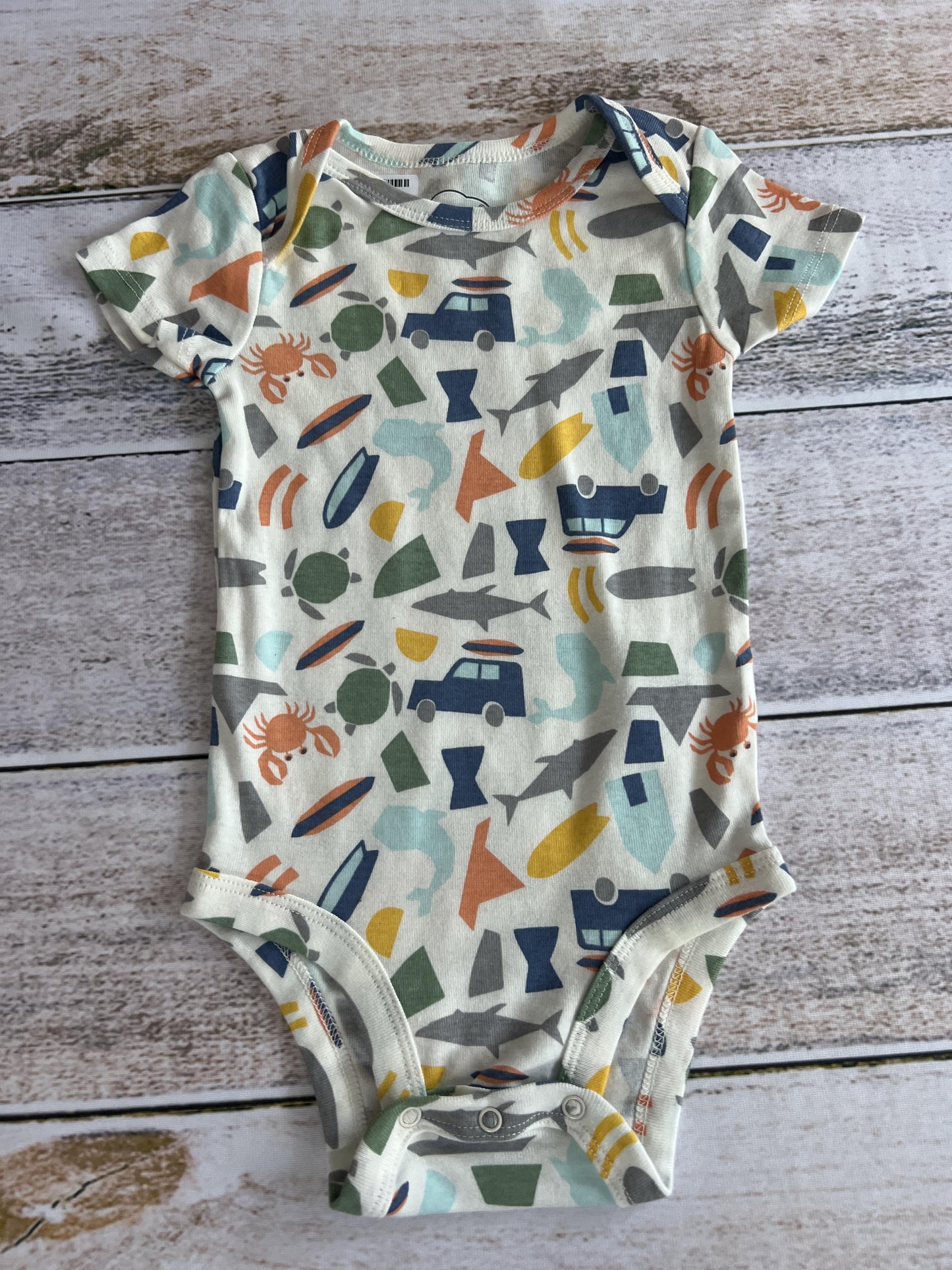 Lamaze Boys White | Pattern Onesie Size: 12 months White | Pattern