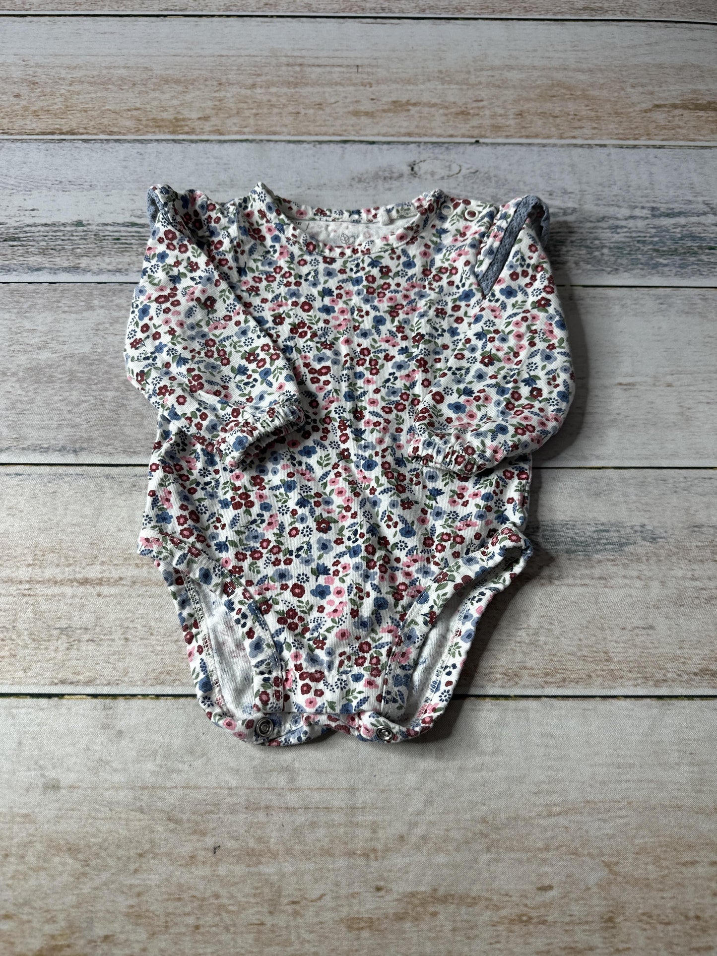 Oliver & Rain Unisex White | Pink floral Onesie Size: 3 months White | Pink floral
