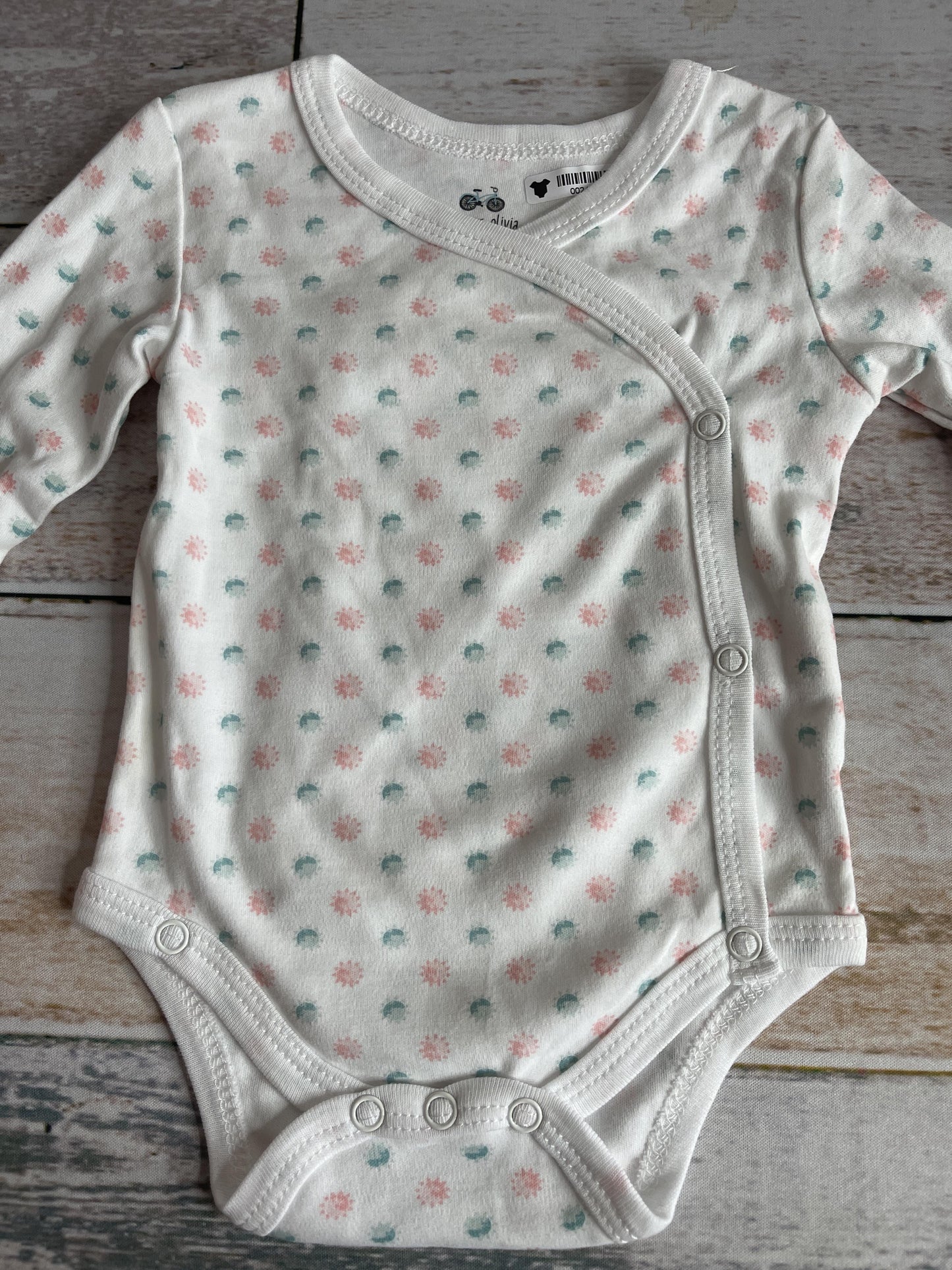 asher and olivia Girls White | pink | Light Blue Onesie Size: 0-3 months White | pink | Light Blue