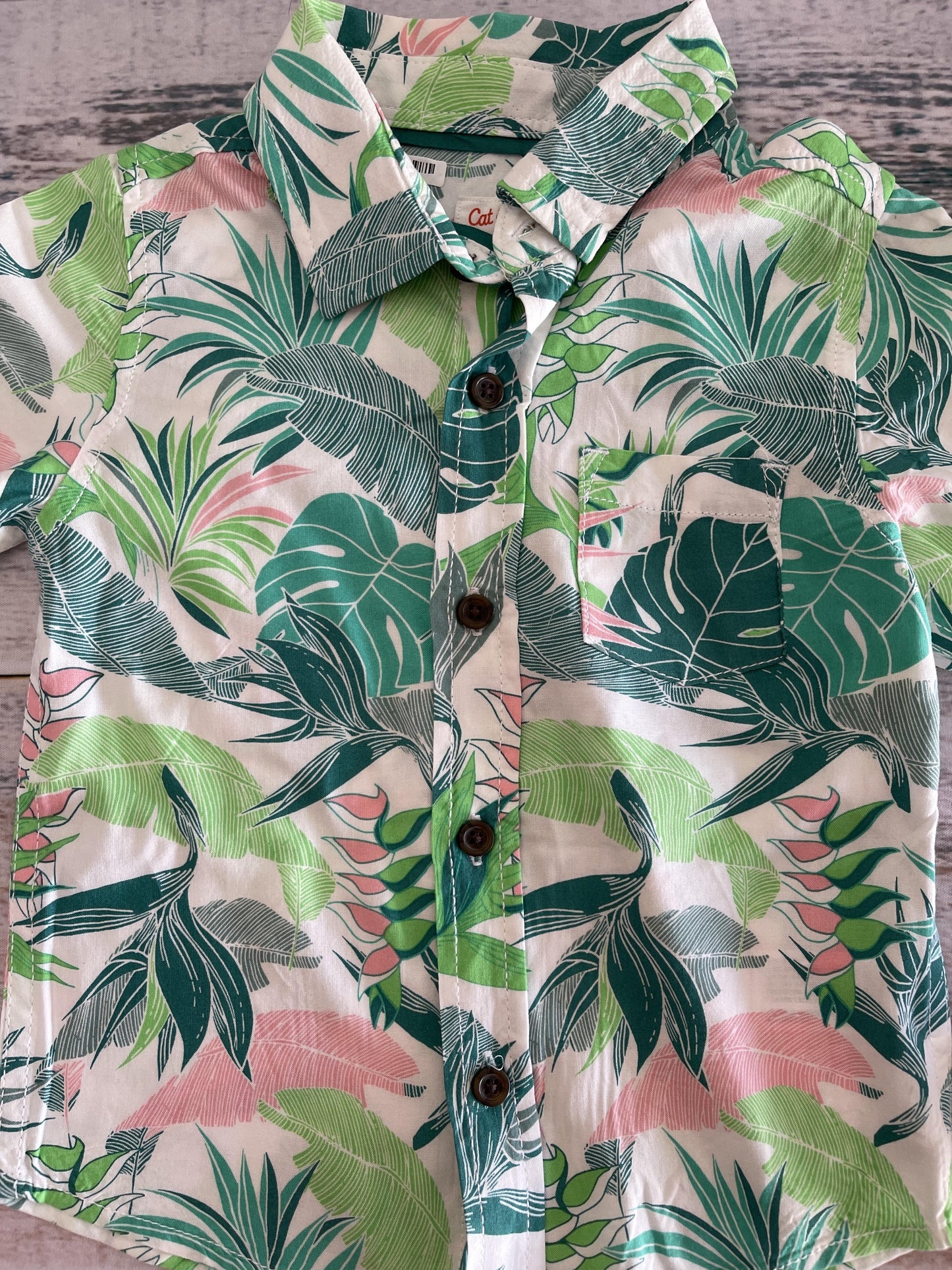 Cat & Jack Boys White | pink | light green Button Down Short Sleeve Size: 2T White | pink | light green