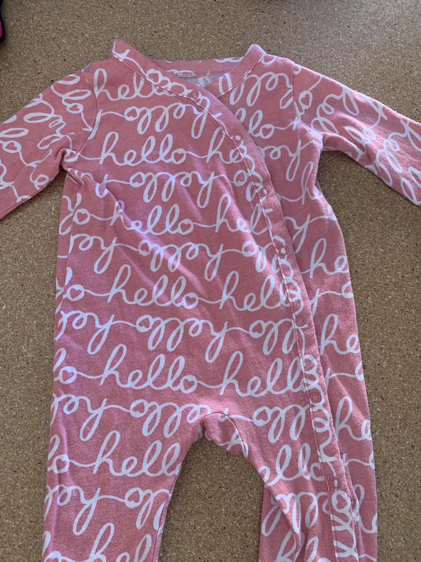 Girls White | pink | Pattern Pajamas Size: 0-3 months White | pink | Pattern