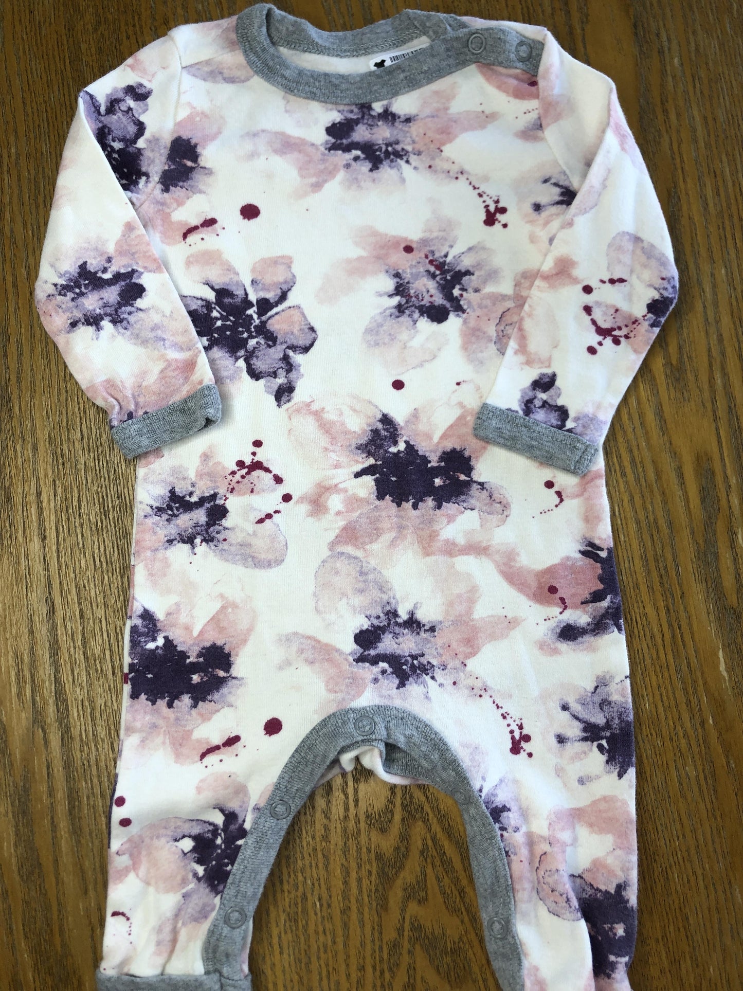 Burt's Bees Girls White | pink | purple Pajamas Size: 3-6 months White | pink | purple