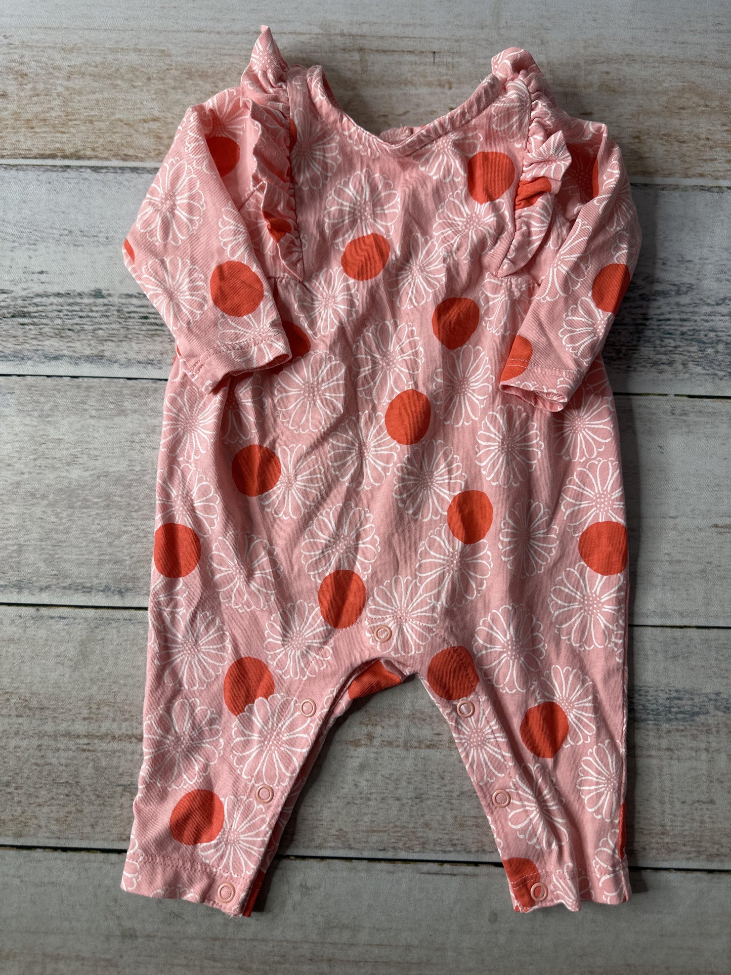 Tea Unisex White | pink | Red Long Sleeve Outfit Size: 0-3 months White | pink | Red