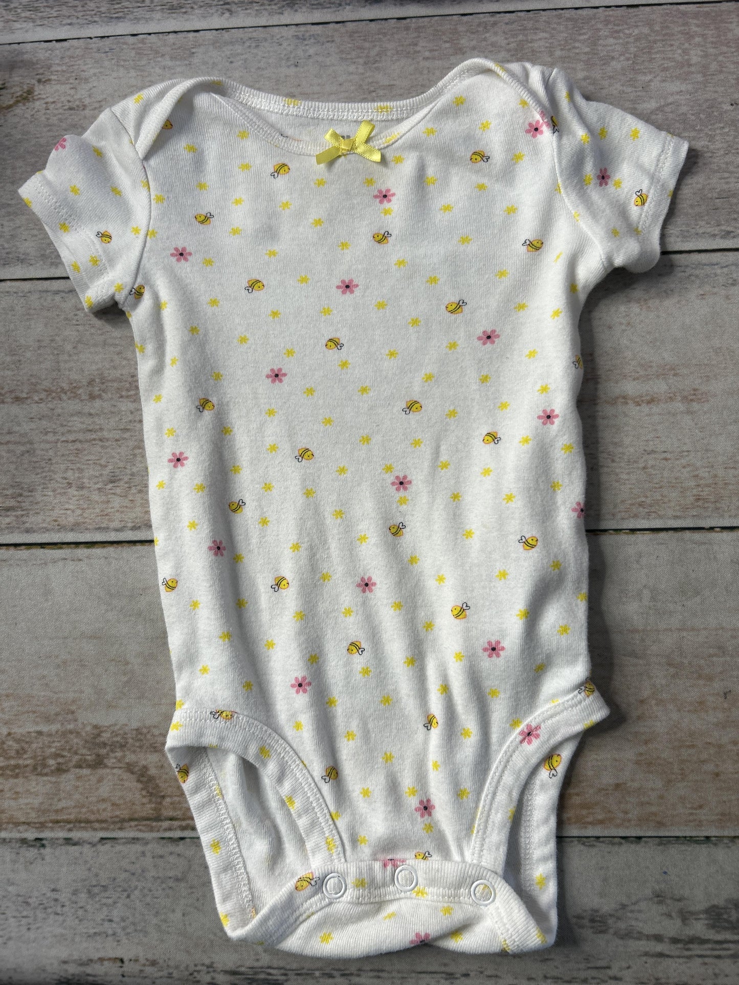 Carters Girls White | pink | Yellow Onesie Size: 6-9 months White | pink | Yellow