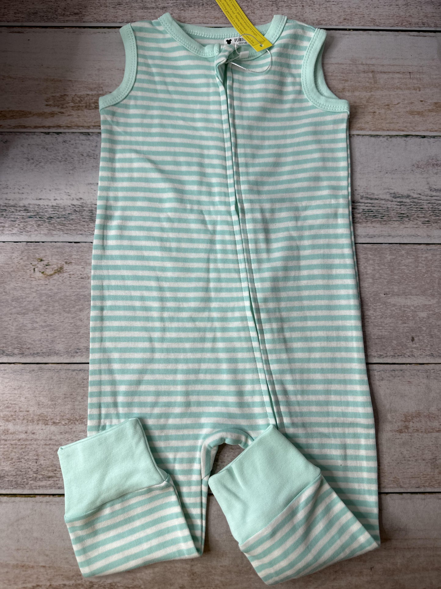 Aablexema Unisex White | Turquoise Pajamas Size: 18 months White | Turquoise