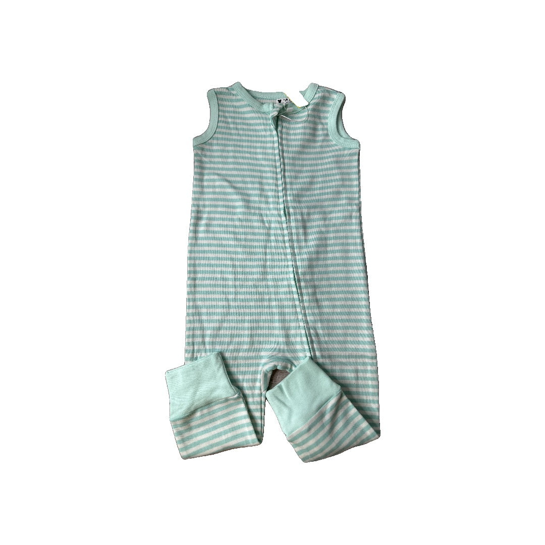 Aablexema Unisex White | Turquoise Pajamas Size: 18 months White | Turquoise
