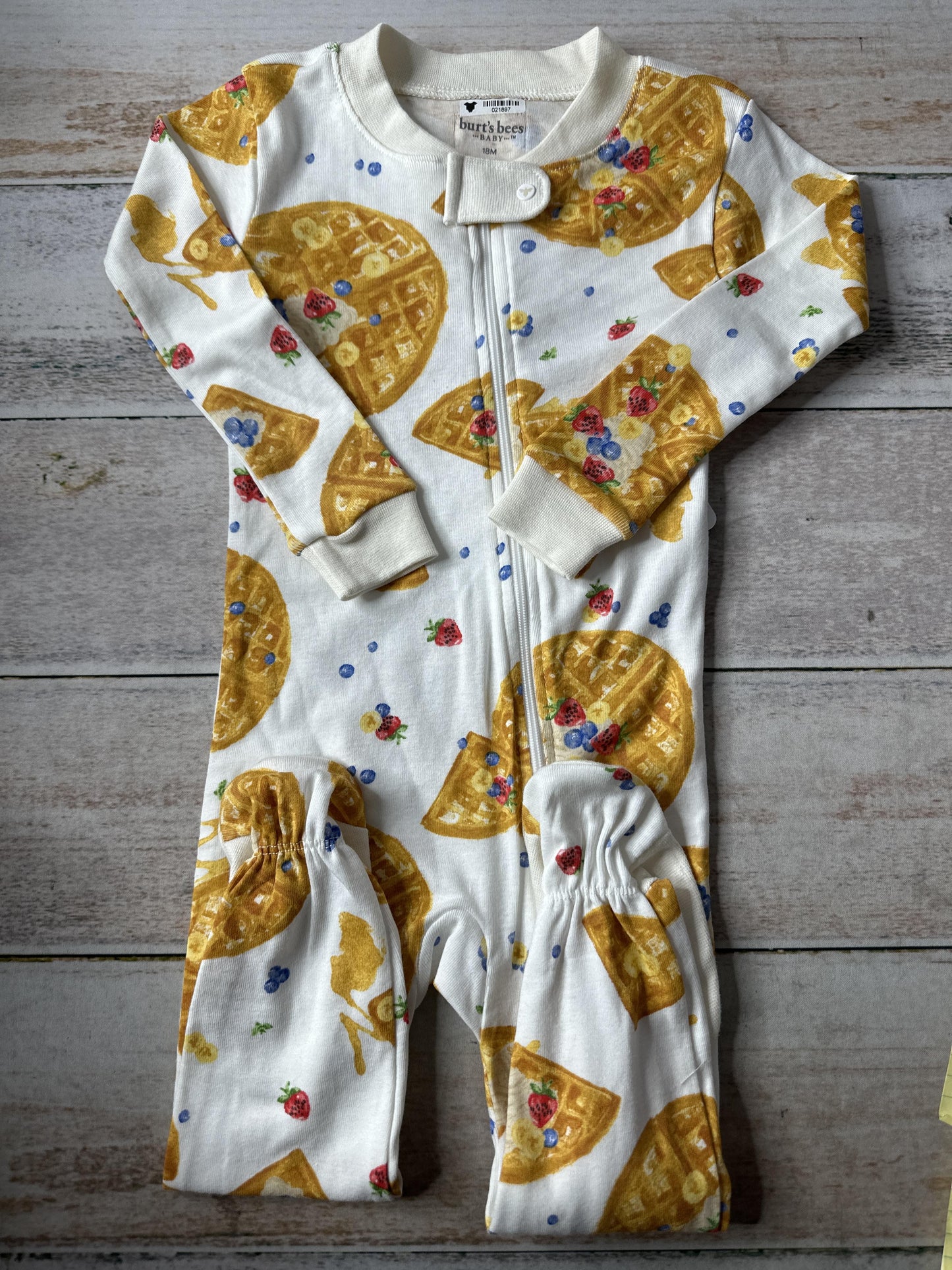 Burt's Bees Unisex White Pajamas Size: 18 months White