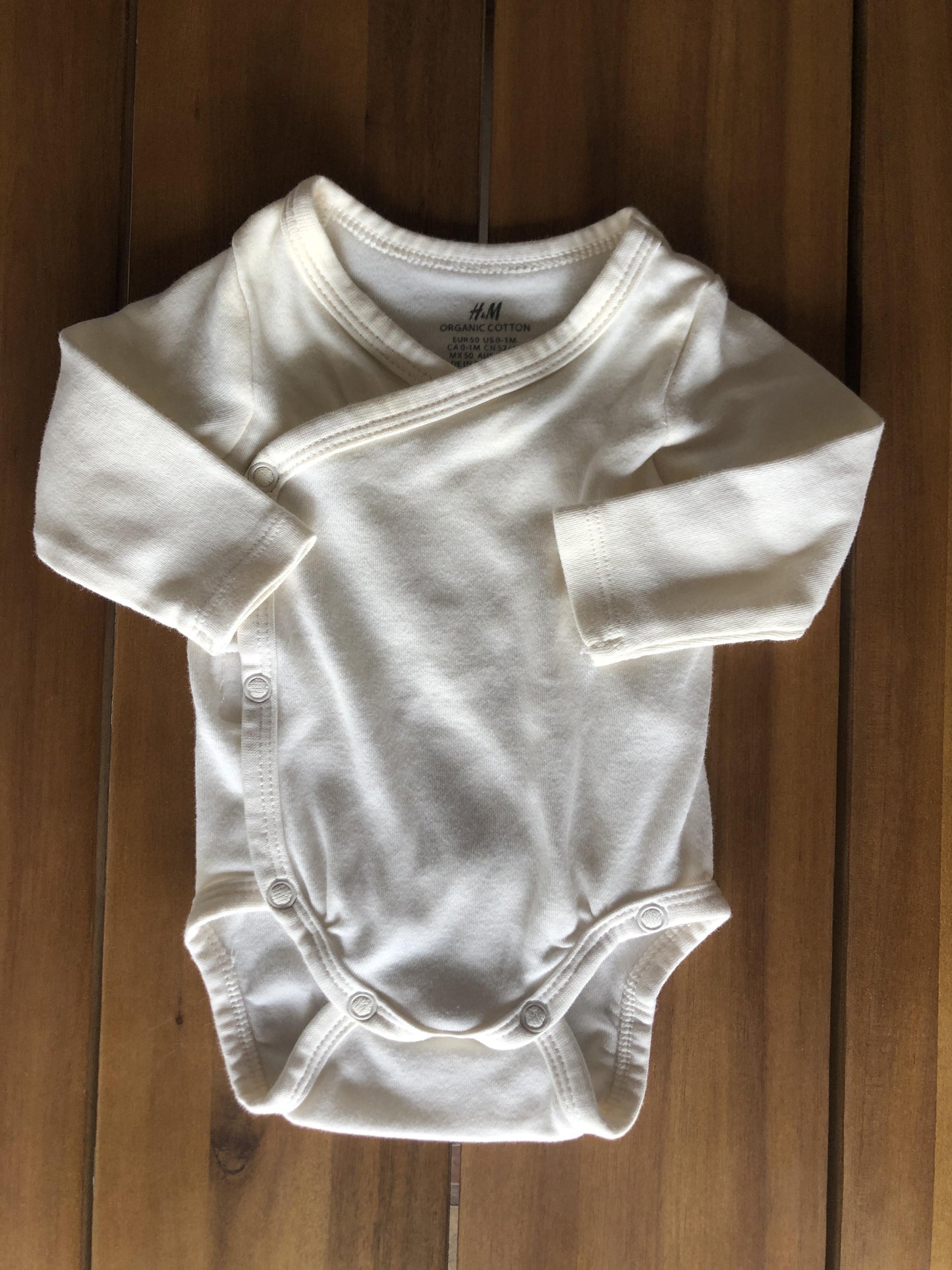 H&M Girls White Shirt Size: Newborn White