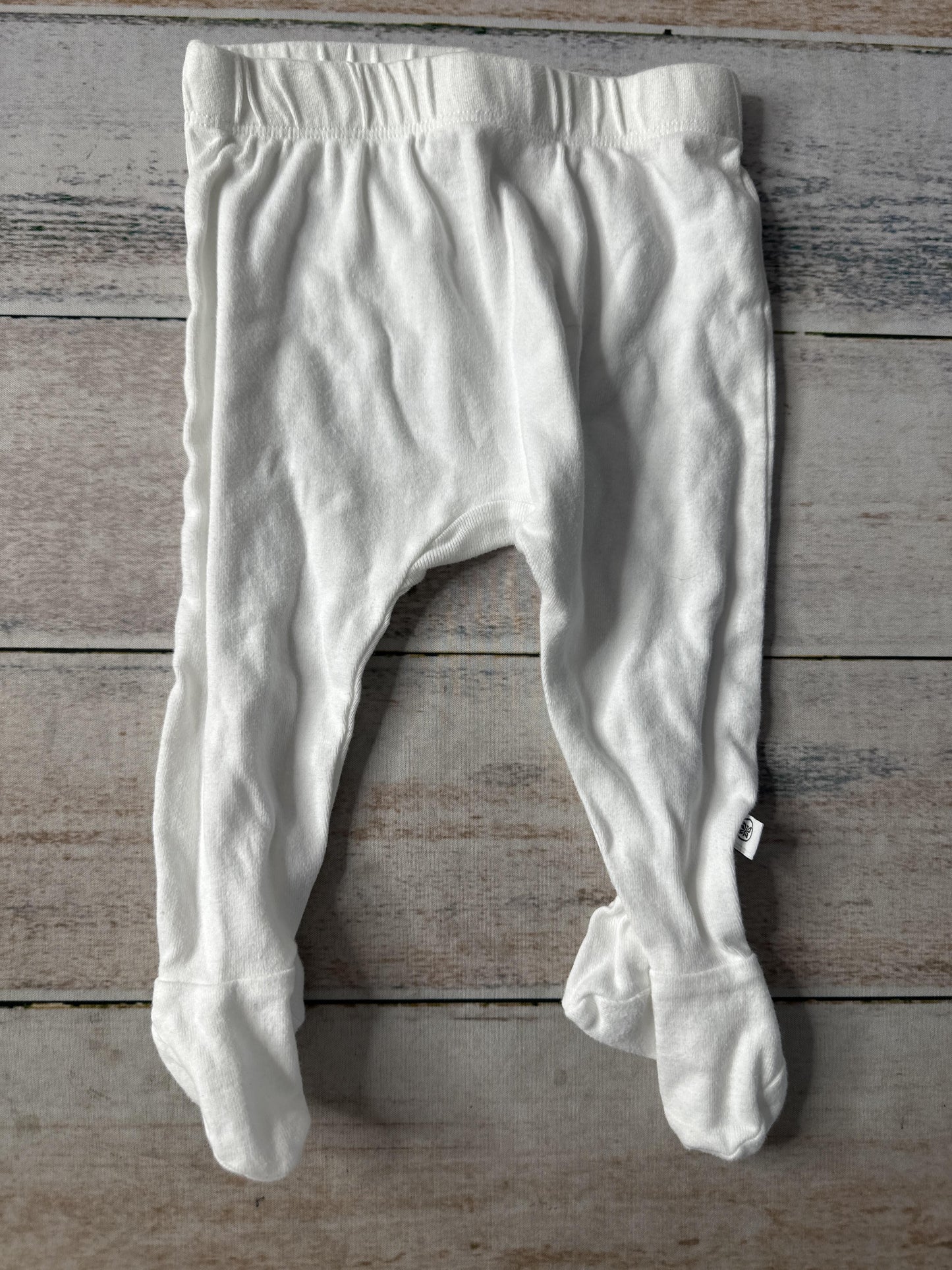 Honest co Unisex White Pants Size: 3-6 months White