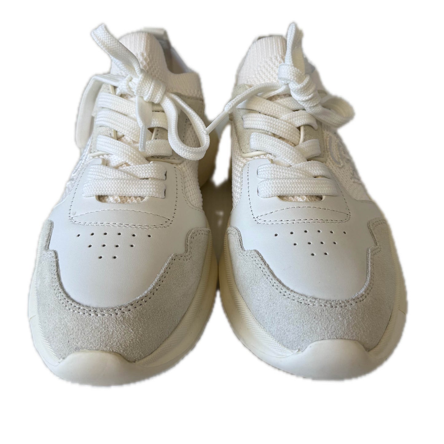 Stuart Weitzman Girls White Sneakers Size: 5 Womens White