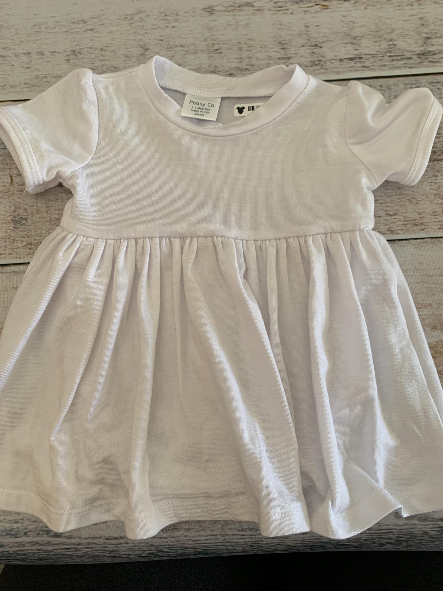 Peasy Girls White Dress Size: 0-3 months White