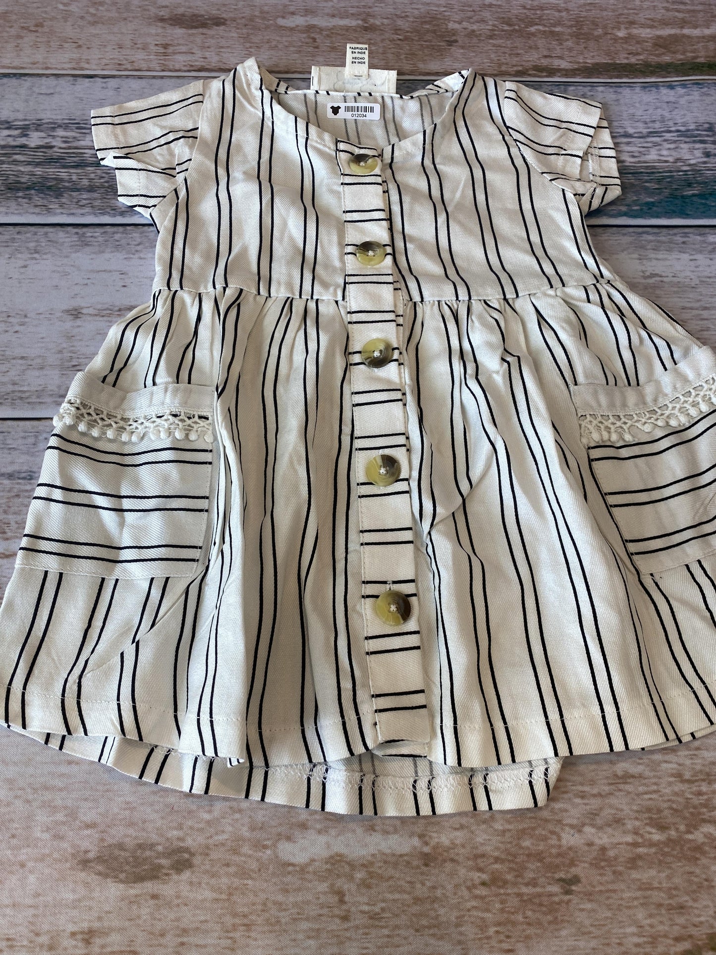 Jessica Simpson Girls Wool White | Black | Striped Dress Size: 6-9 months Wool White | Black | Striped