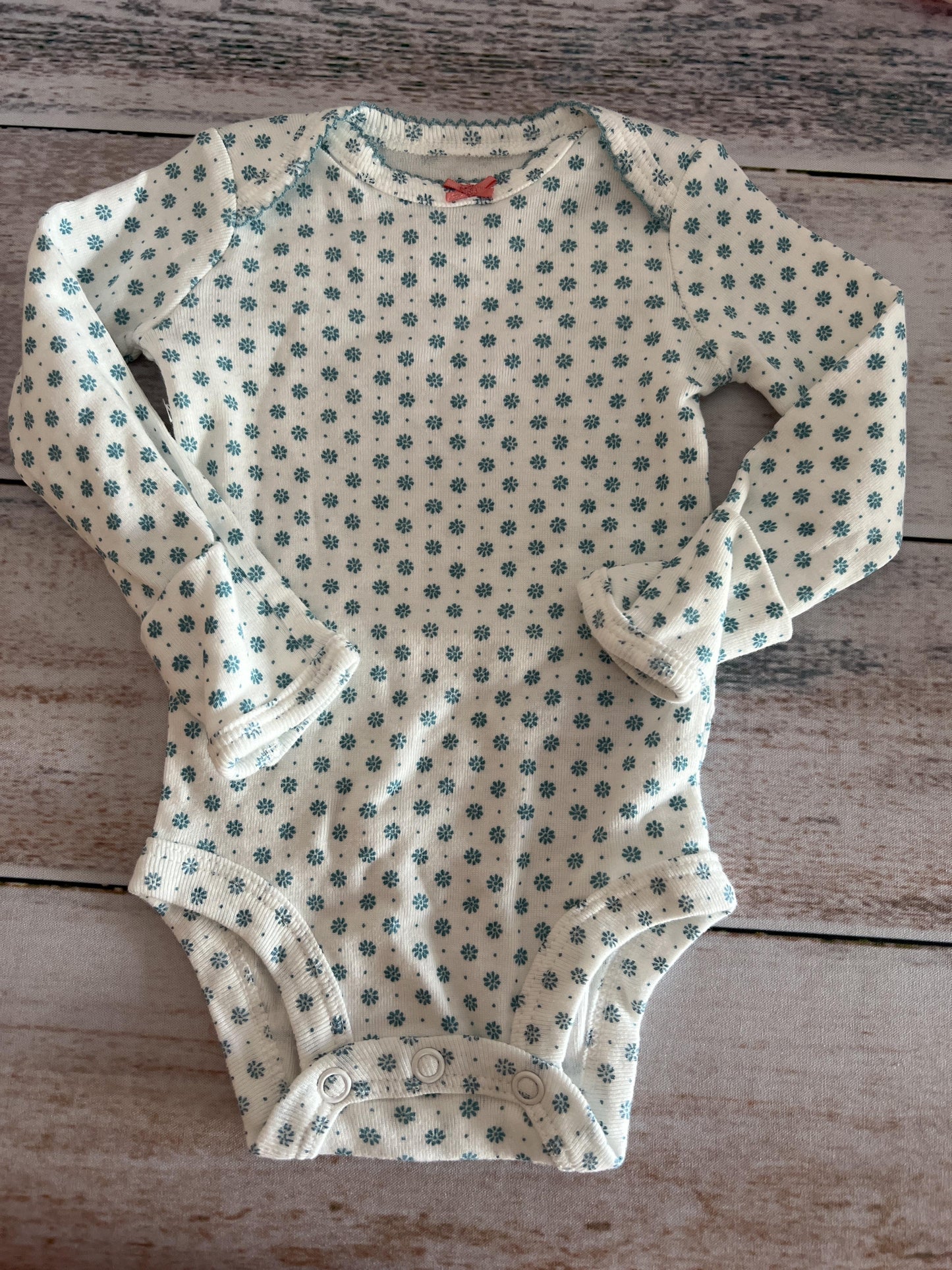 Girls Wool White | Royal Blue Onesie Size: Newborn Wool White | Royal Blue