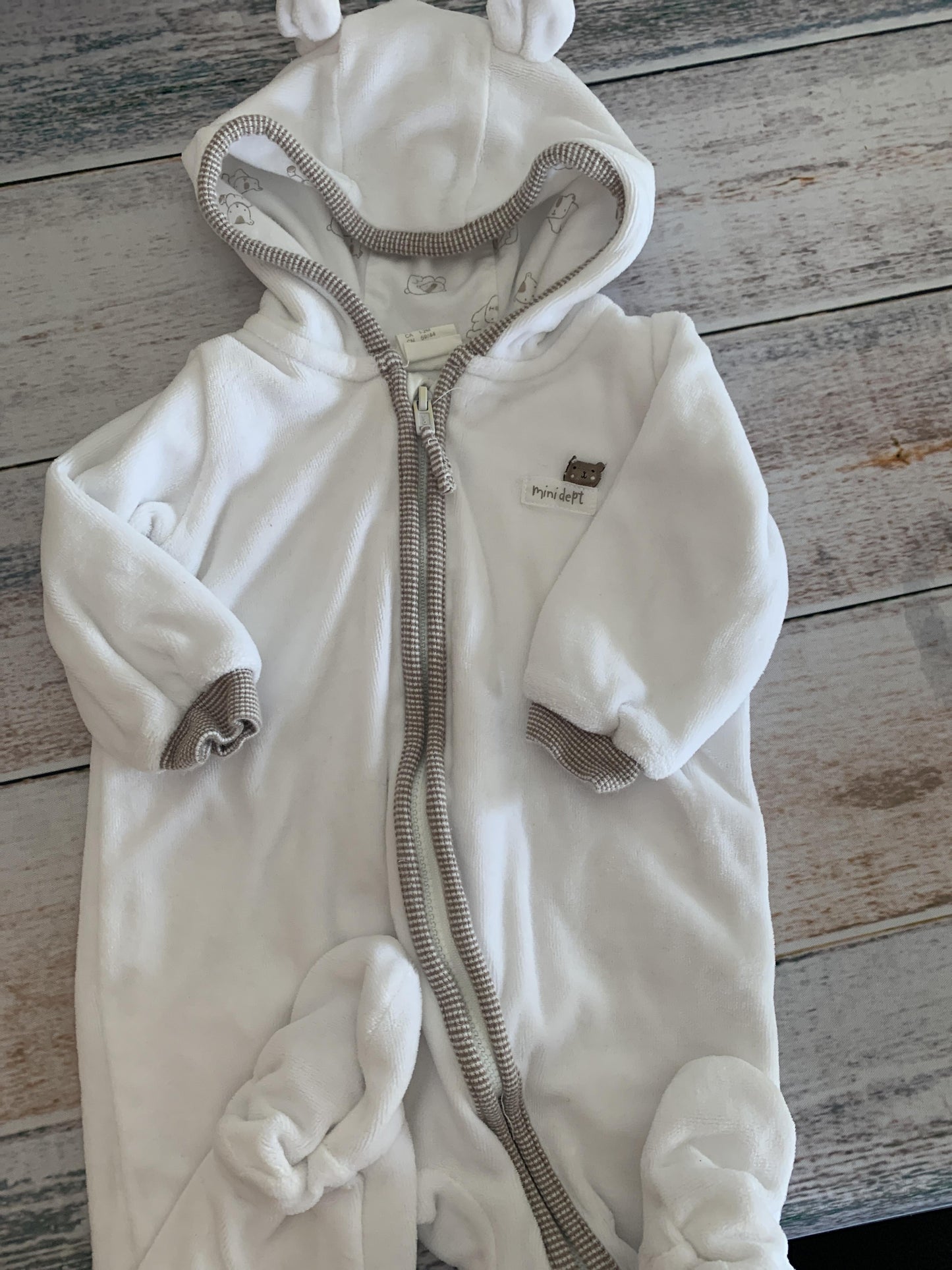 H&M Boys Wool White Long Sleeve Outfit Size: Newborn Wool White