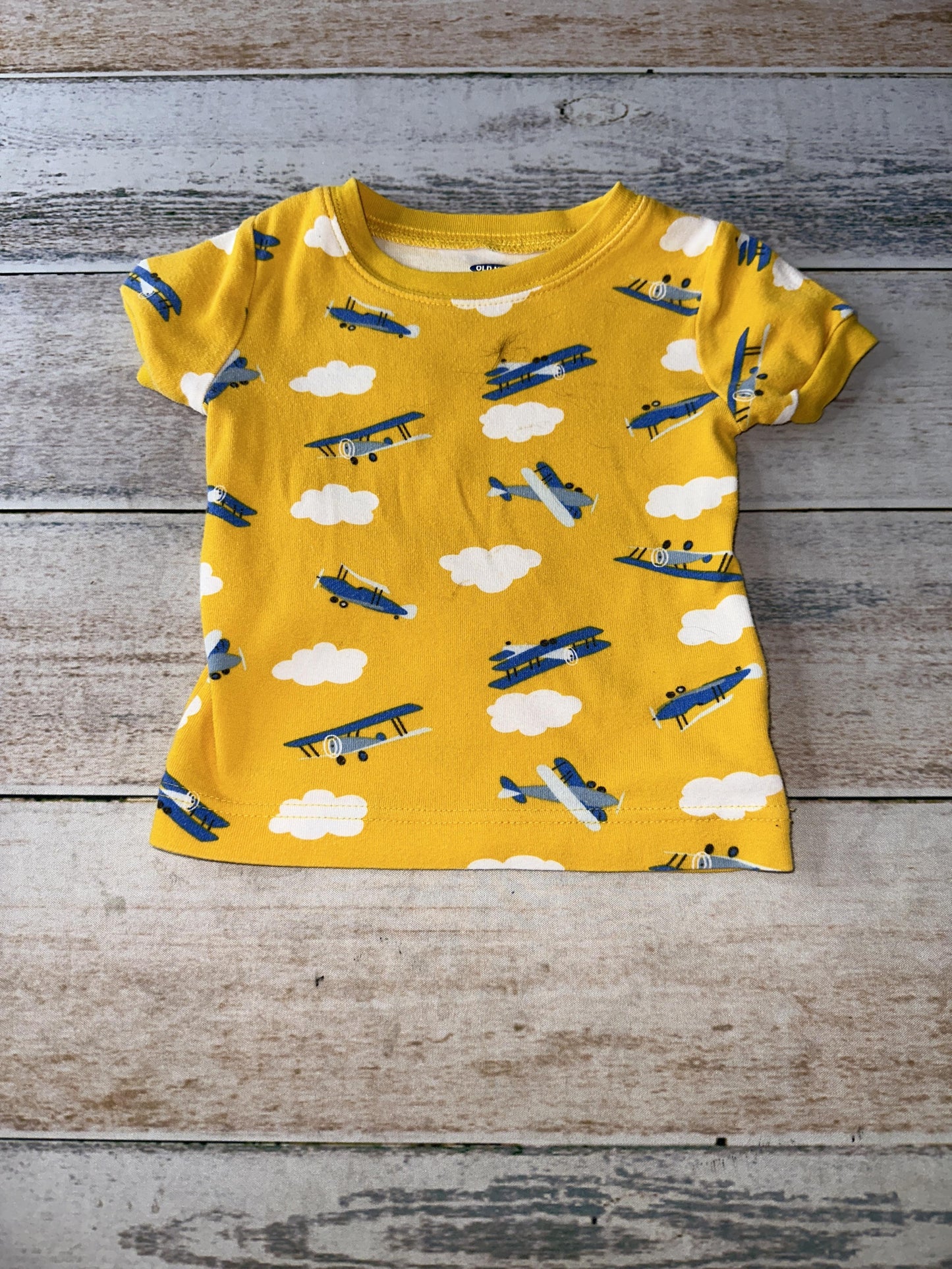 Old Navy Unisex Yellow | airplanes Pajamas Size: 12-18 months Yellow | airplanes